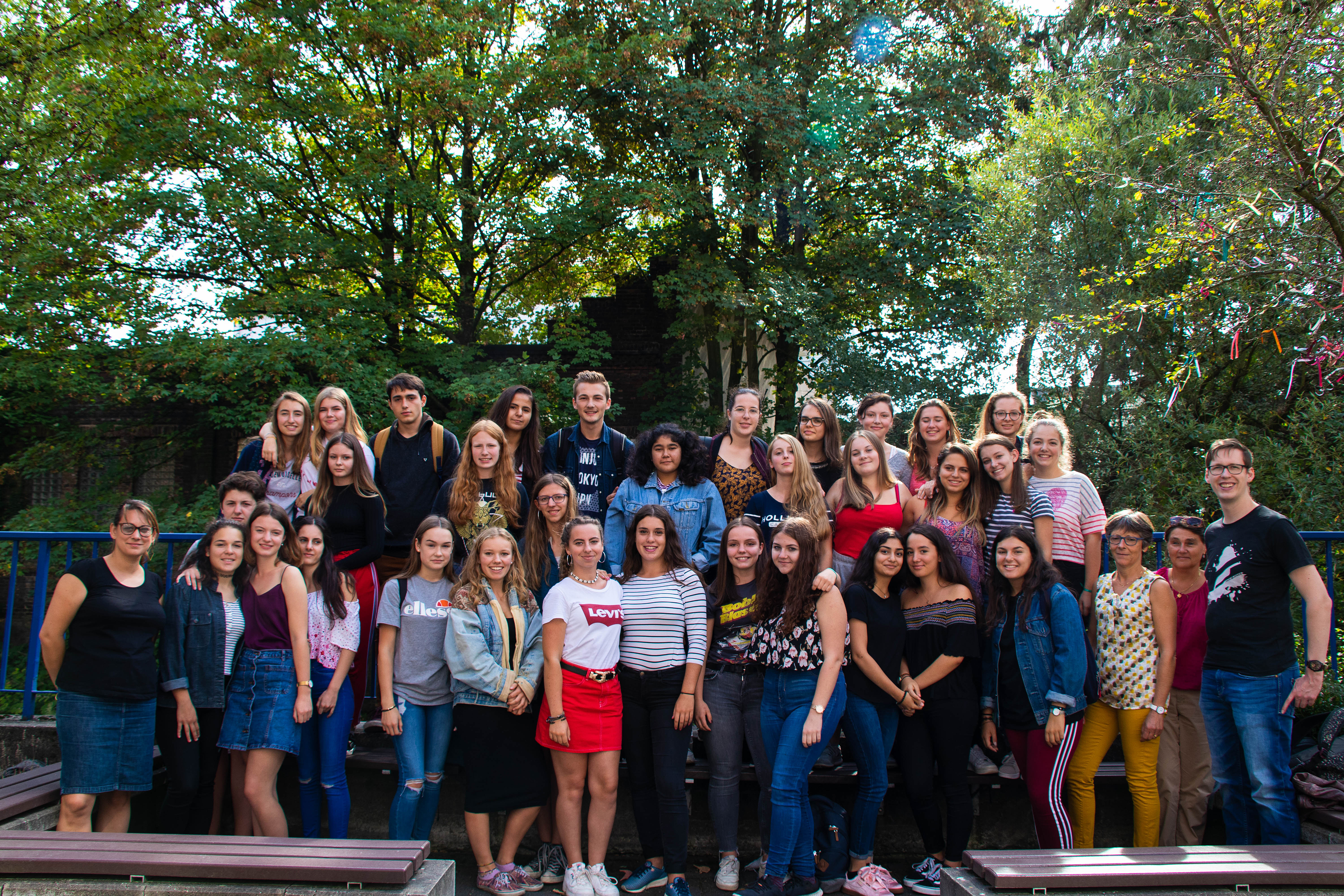 Vom 14. bis 21. September besuchte eine Gruppe von Schülerinnen und Schülern des Lycées La Xavière in Lyon in Begleitung von 3 Lehrerinnen das Christian-Rohlfs-Gymnasium in Haspe.