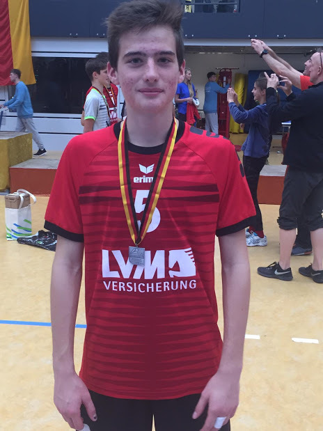Tom Barthel gewinnt Silber mit der Landesauswahl des WVV beim Bundespokal in Schwerin.