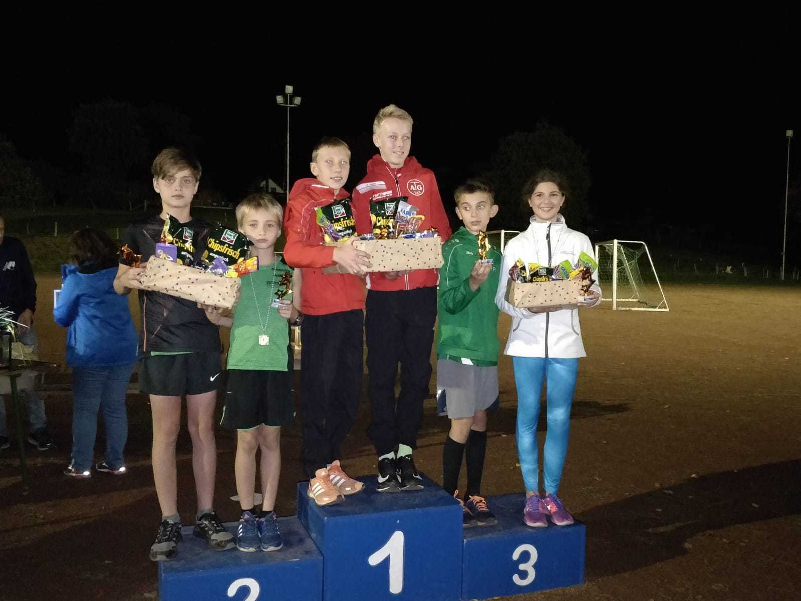 Platz Drei für Jagoda Wolanin und Finlay Prothmann vom SuS Oberaden.