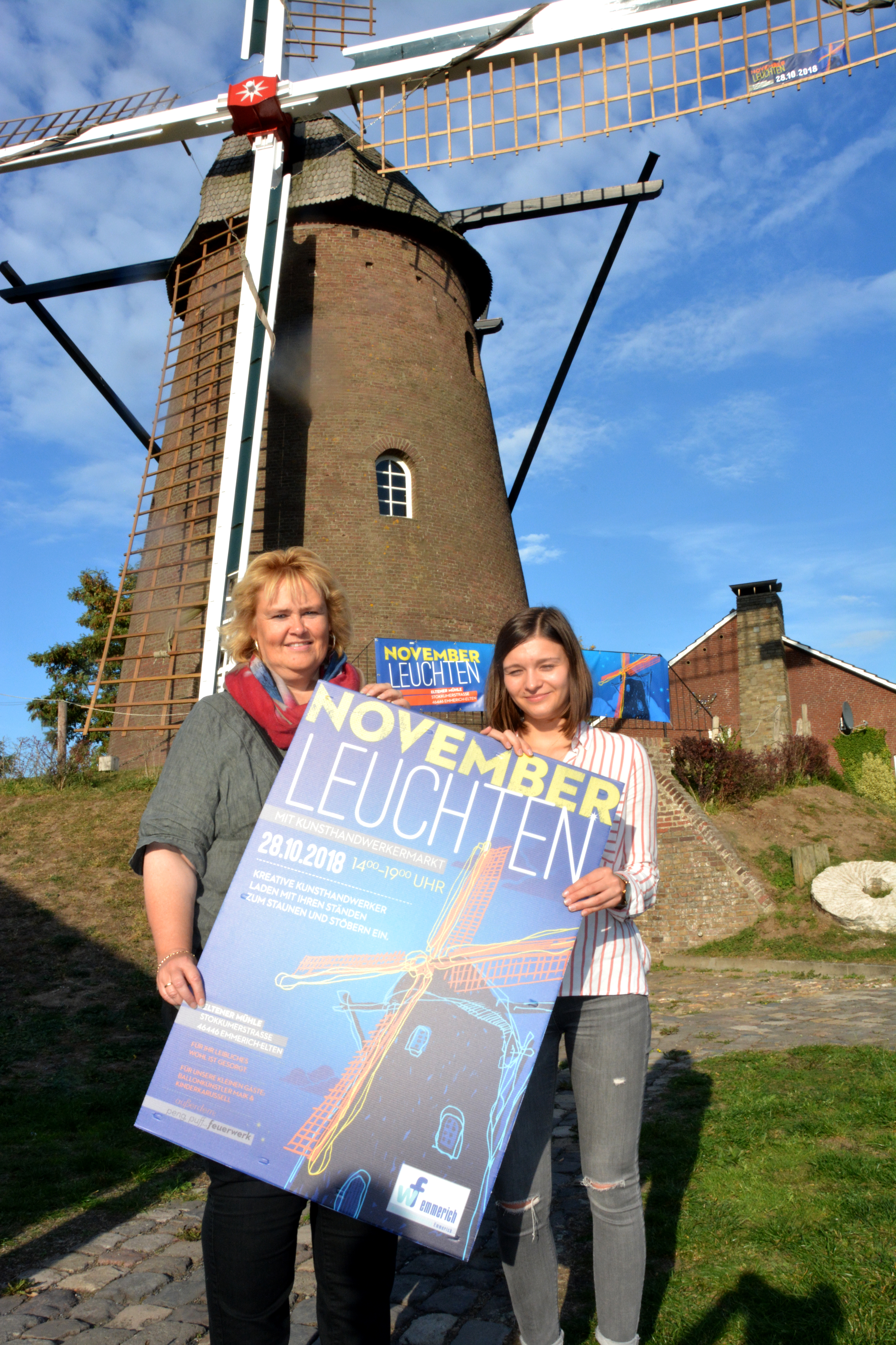 Dr. Manon Loock-Braun und Kirstin Herr freuen sich bereits auf die Veranstaltung Novemberleuchten an und in der Eltener Mühle. Foto: Jörg Terbrüggen