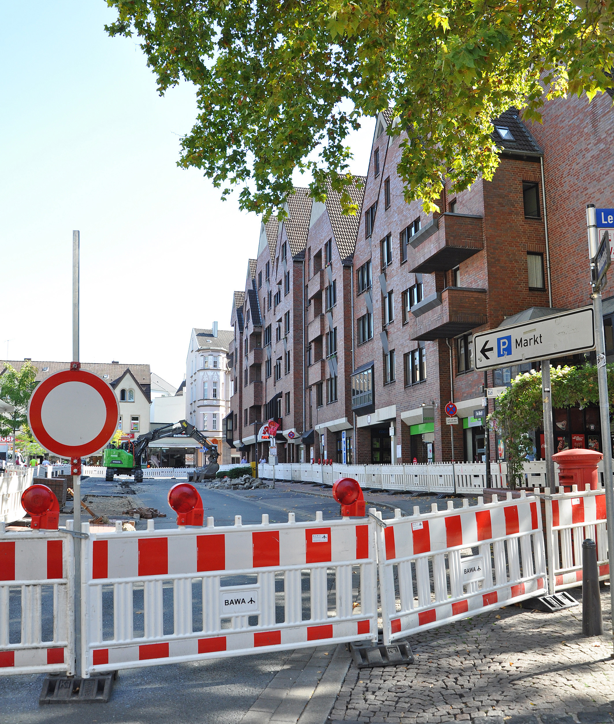 Der dritte Bauabschnitt am Castroper Marktplatz hat unmittelbar nach der diesjährigen Herbstkirmes begonnen. Foto: Archiv