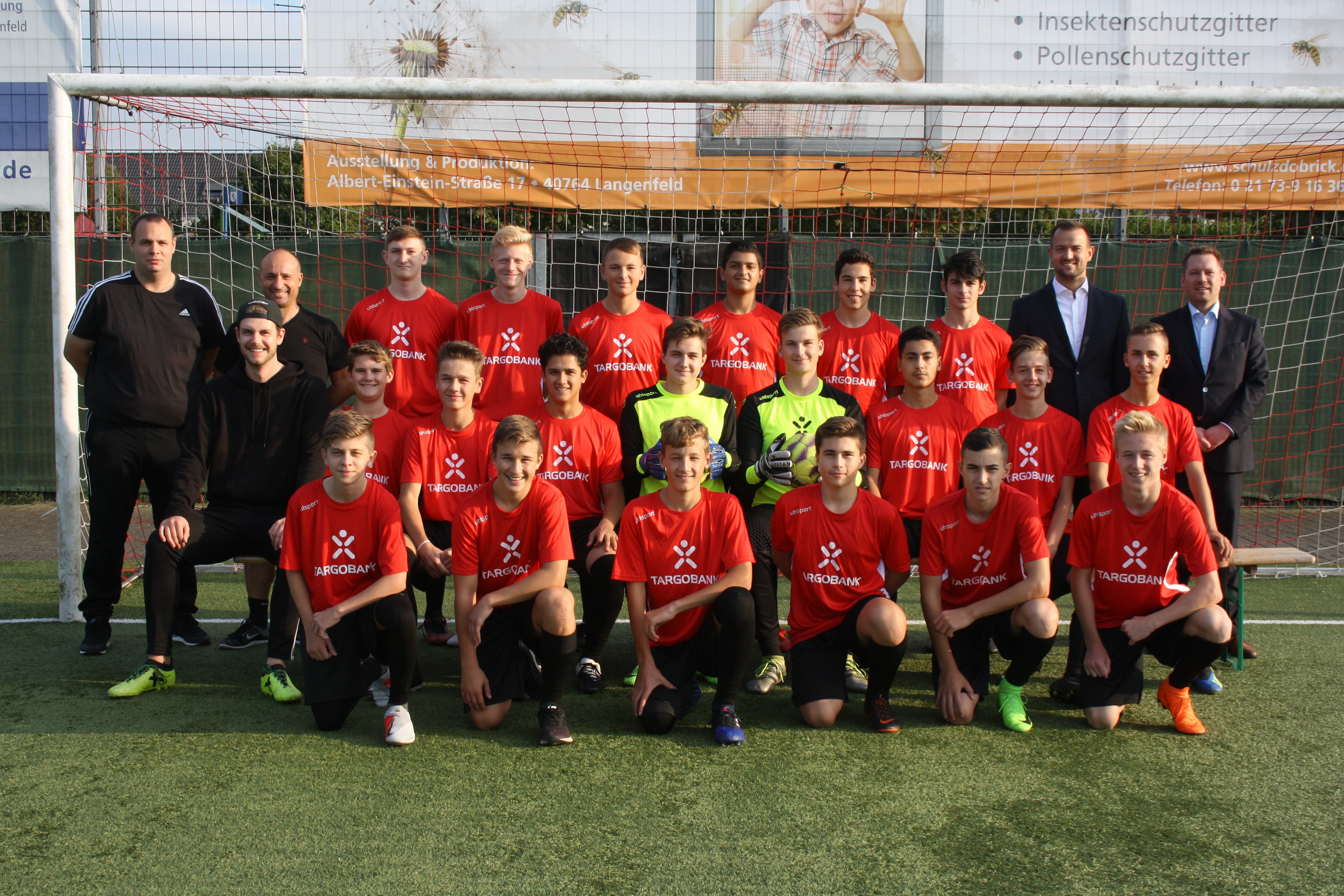 B1 Junioren des HSV (Leistungsklasse Kreis 2 Solingen) im neuen Outfit der Targobank