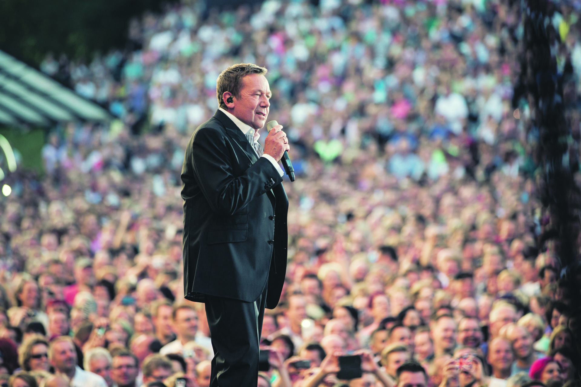 Roland Kaiser will am Samstag in der Westfalenhalle nicht nur singen, sondern auch Fragen der Fans beantworten.