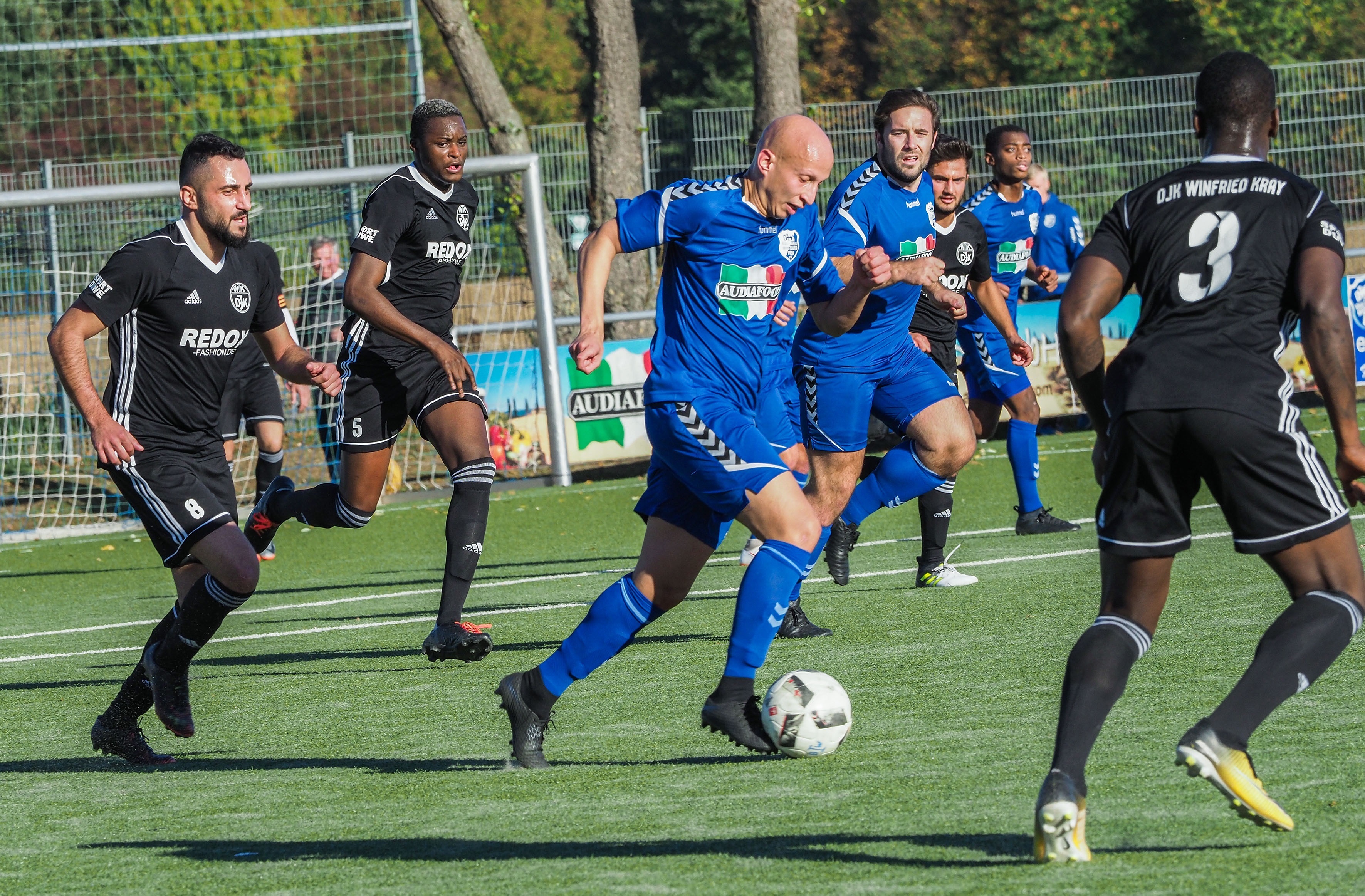 Mit dem Pausenpfiff erzielte Abdel Elouriachi die Führung.
Foto: Debus-Gohl