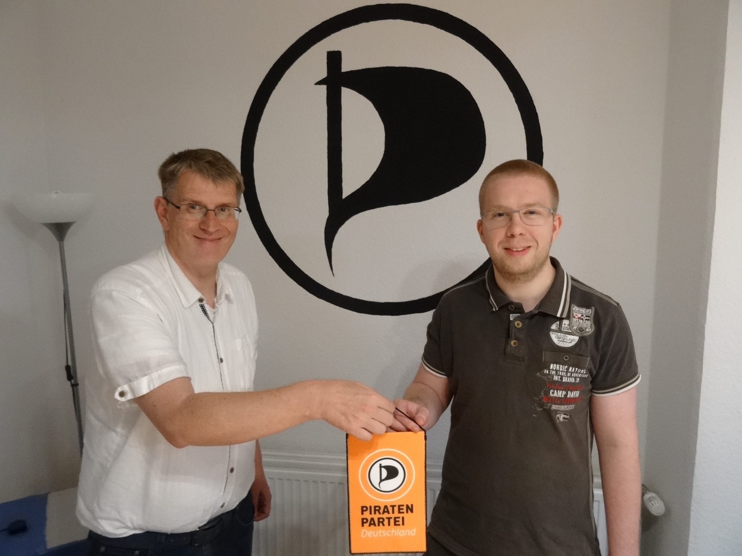 Lars Wind (r.) übernimmt die Zügel der Piraten.