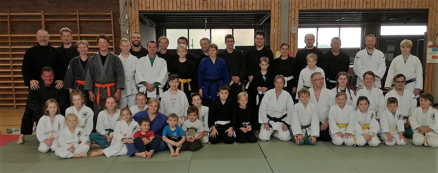 Viel Spaß hatten die Mitglieder des 1. JJJC Lünen beim gemeinsamen Training aller Gruppen.