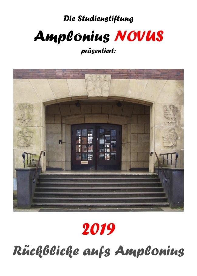 Das "alte" Hauptportal des Amplonius-Gymnasiums schmückt das Deckblatt des Kalenders der Stiftung Amplonius NOVUS für das Jahr 2019.