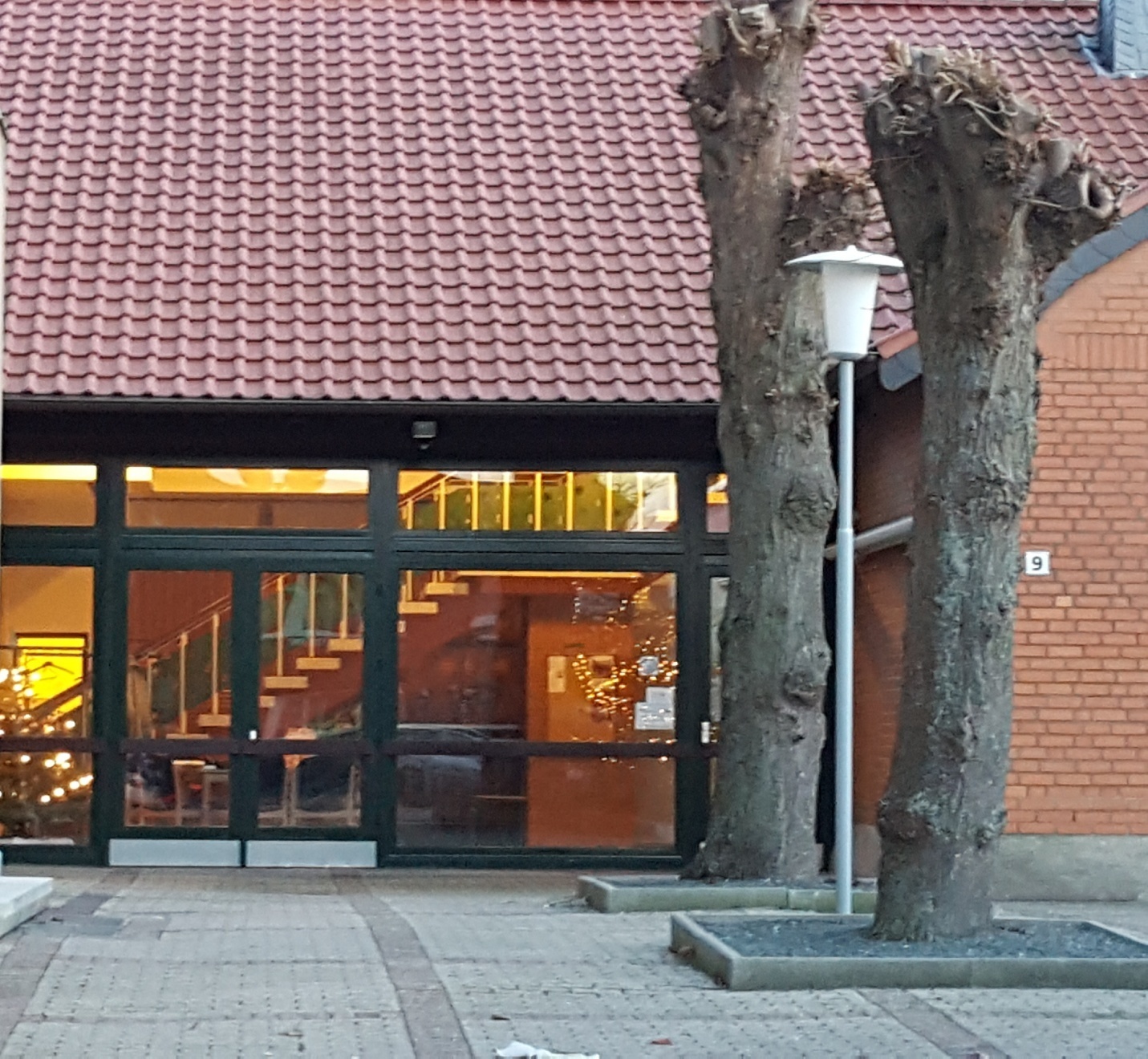 im kath. Gemeindehaus St. Josef an.