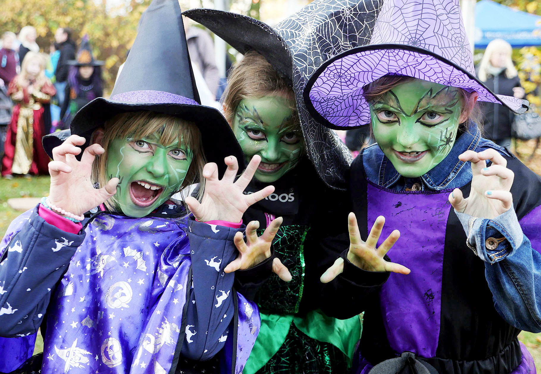Am 31. Oktober versammeln sich kleine Hexen, Zauberer und Co. auf dem Spielplatz Eskenshof II zum Halloween-Fest.