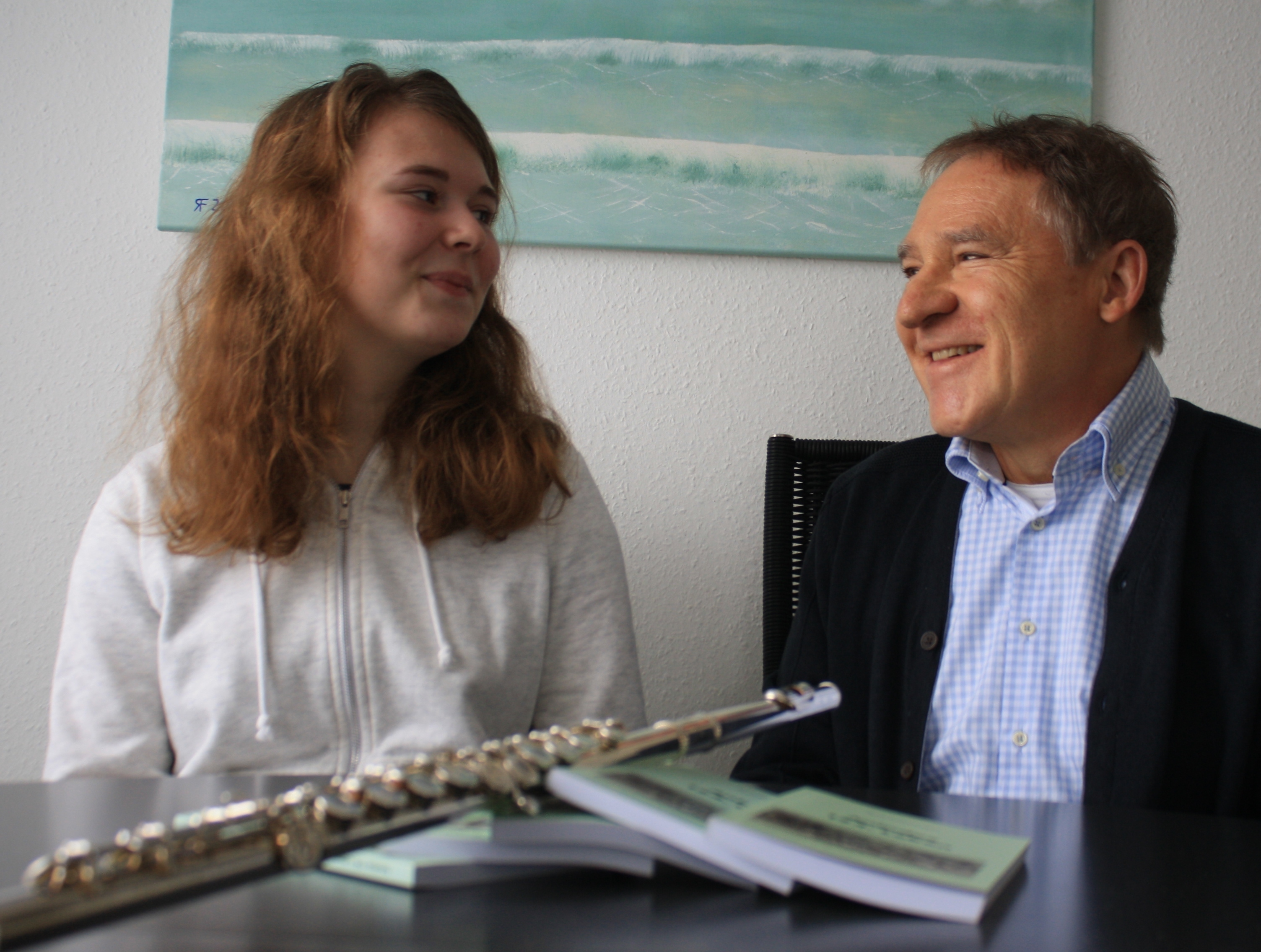Zu seinem Literaturfrühstück am Sonntag, 18. November, um 10 Uhr lädt Rolf Freiberger ins Gasthaus Himmel und Erde (Caspar-Baur-Straße 36). Die musikalische Begleitung übernimmt Sina Jöhren.