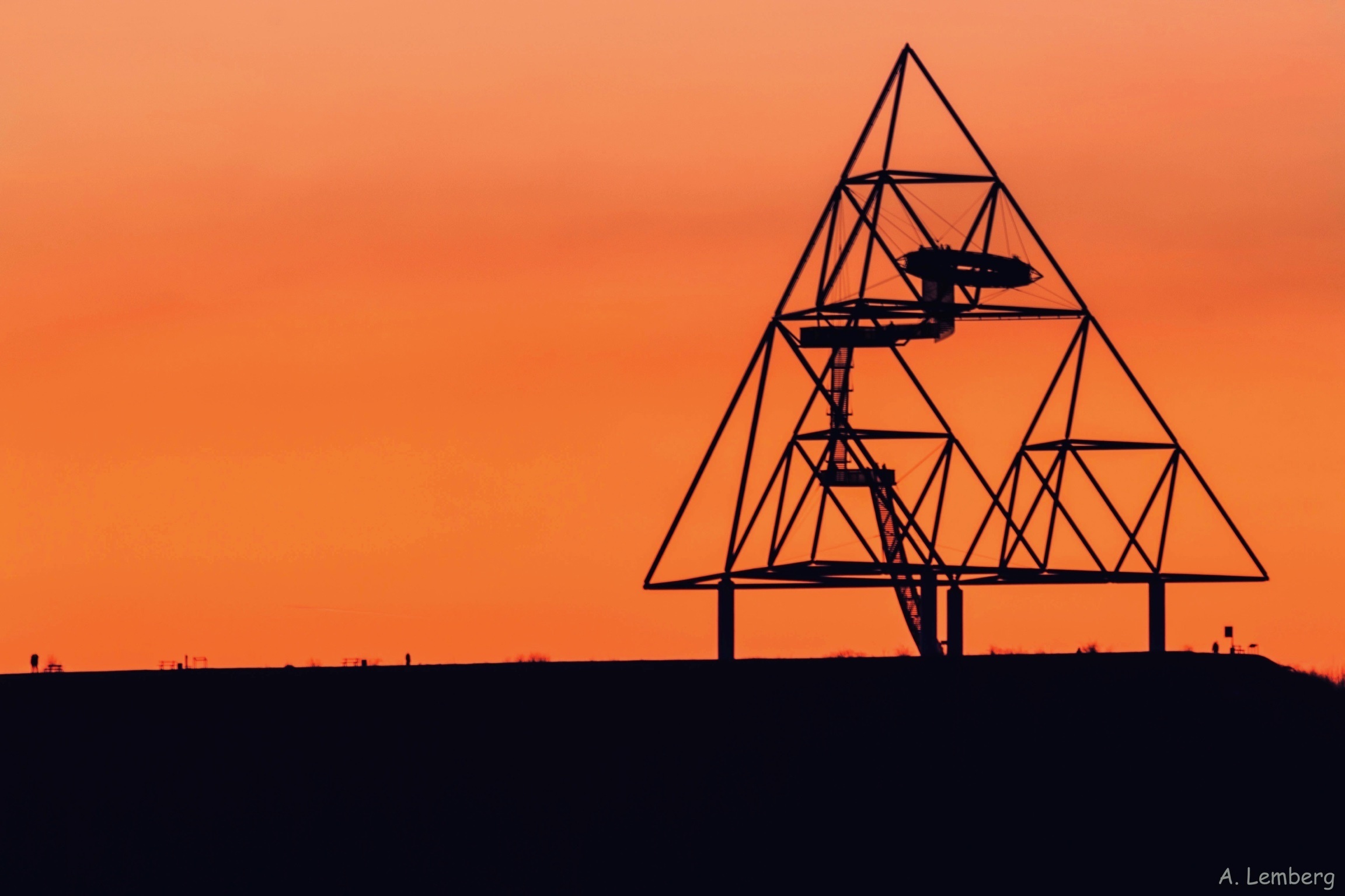 Ein Bottroper Wahrzeichen ist das Tetraeder. Foto: lokalkompass.de / Andreas Lemberg