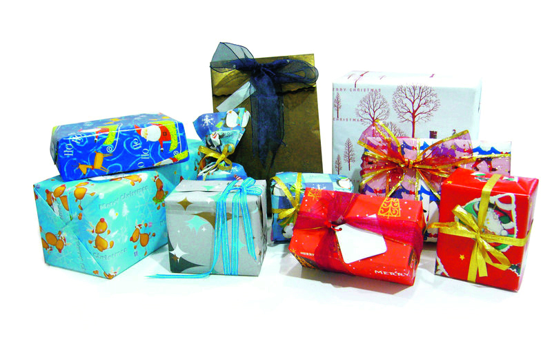Die Aktion "Weihnachten im Schuhkarton" des Hilfswerks 'Samaritan’s Purse`nimmt auch die evangelisch freikirchliche Gemeinde in Hilden teil. Dort können die Pakete abgegeben werden, die dann armen Kindern zu Weihnachten zugesandt werden.