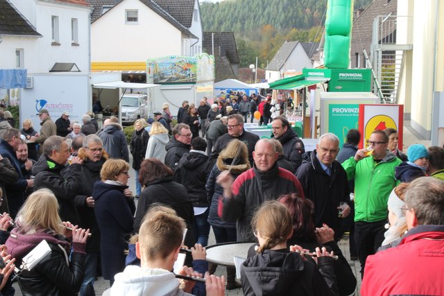 Das Organisationsteam verspricht wieder ein "volles Programm" mit vielen Ausstellern, musikalischer Unterhaltung und einer Tombola.