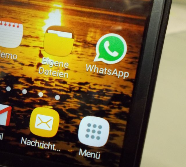WhatsApp löscht am 12.November alle Fotos und Videos aus der Cloud
