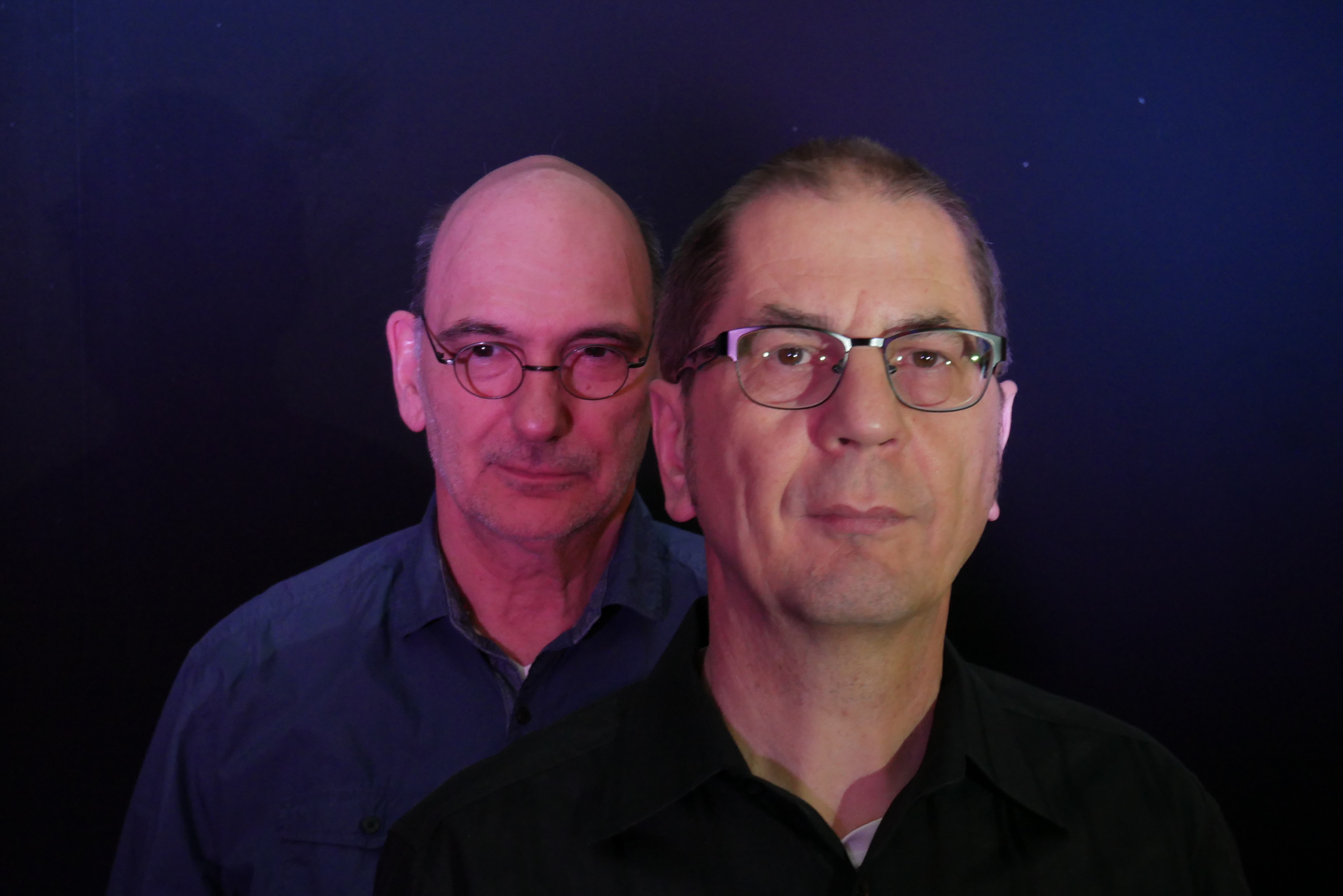 Freunde und leidenschaftliche Musiker: Das E-Gitarrenduo"Contrast2" sind Michael Vogt (rechts) und Peter Walpurgis.