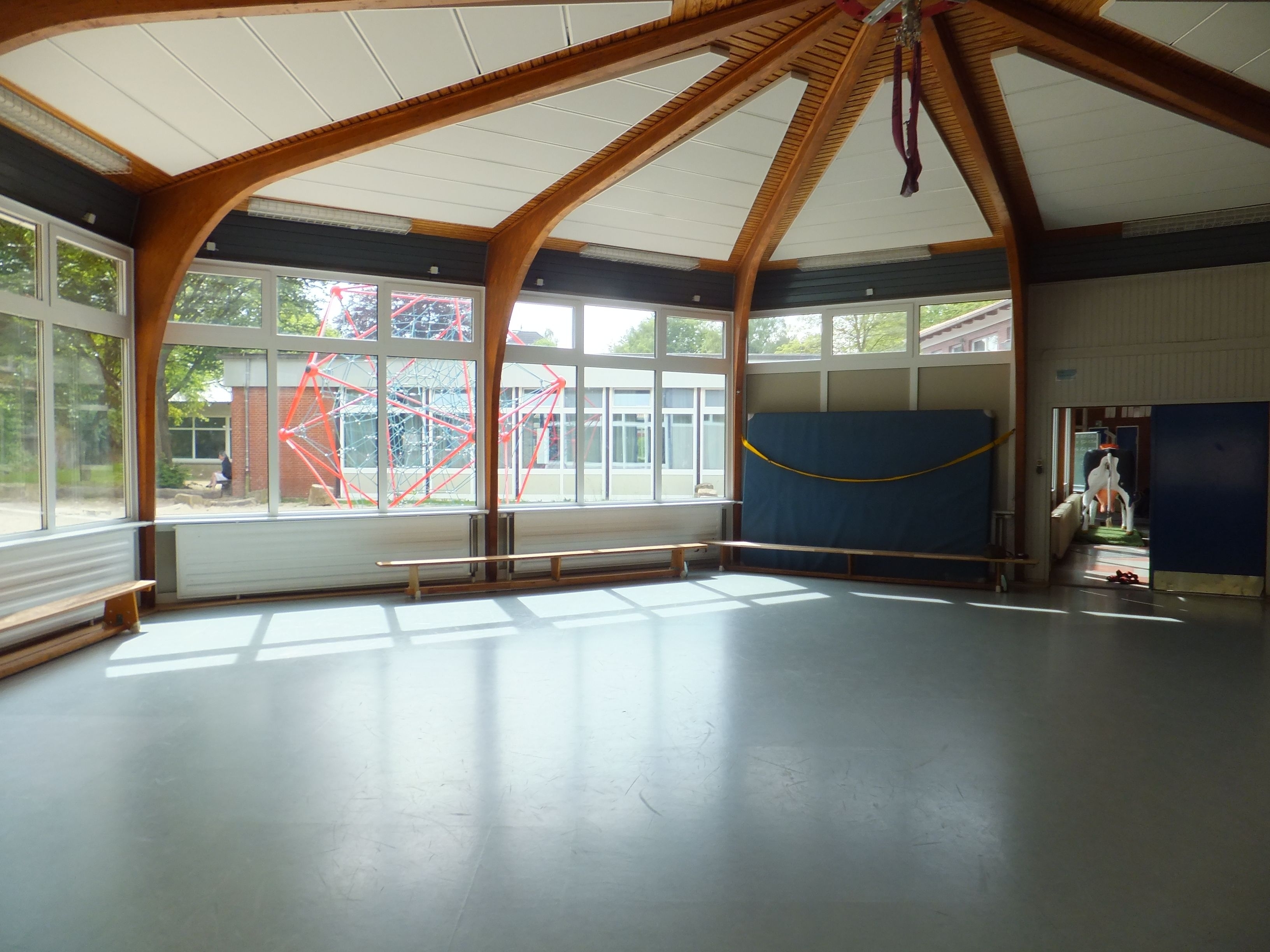 Turnhalle Achteckig