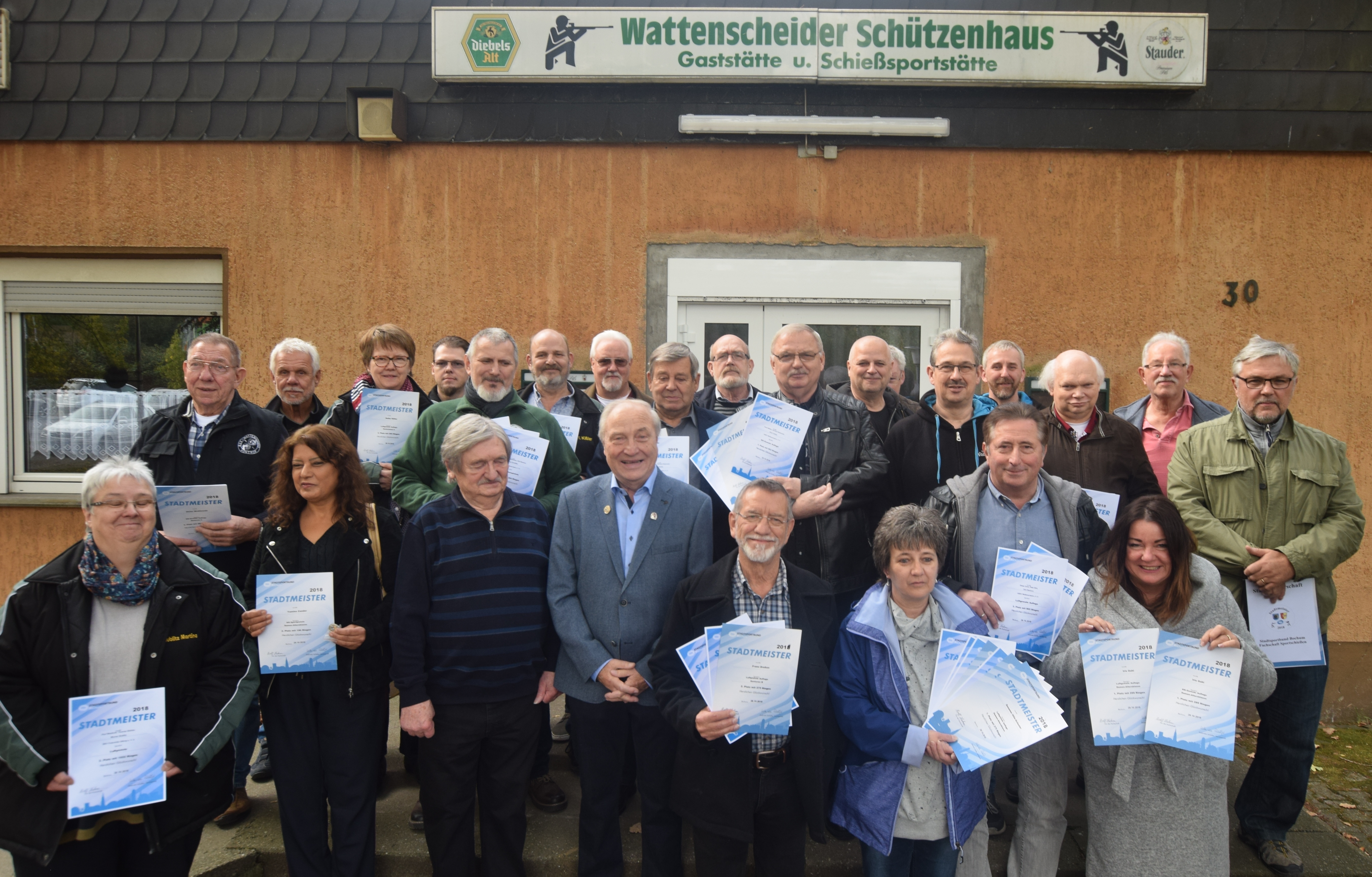 Bild: (C) Karl Heinz Lehnertz - Text: Rolf Hahne