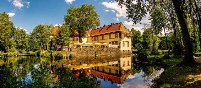 Zu Herne gehört das Schloß Strünkede