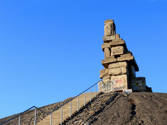 Herbert Lödorf  - Himmelstreppe auf der Rheinelbe Halde in Gelsenkirchen