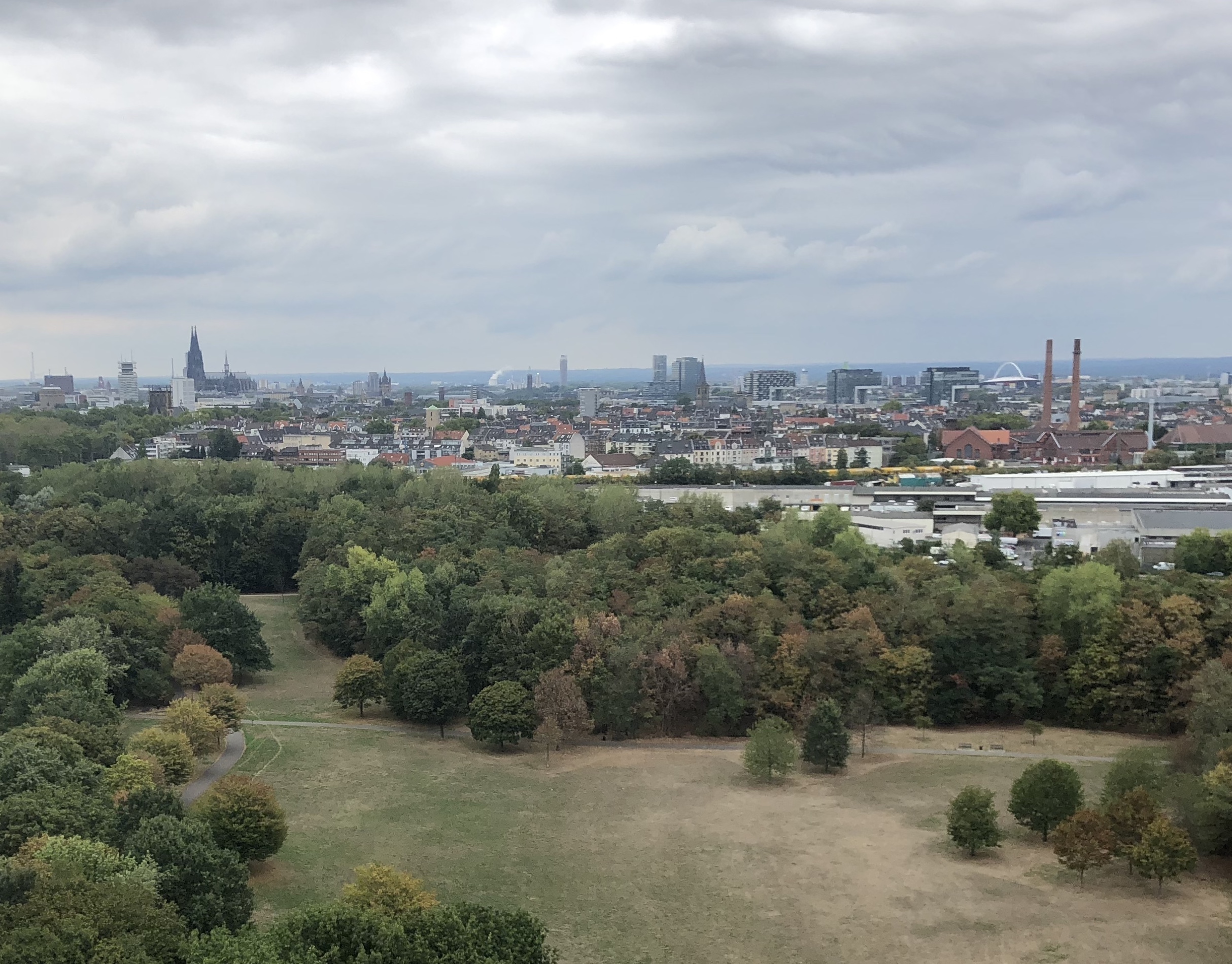 Der Kölner Großmarkt liegt auf dem Gelände der zukünftigen „Parkstadt Süd“ und könnte nach Vorstellung der FREIEN WÄHLER, das neue Veedel sehr gut ergänzen.