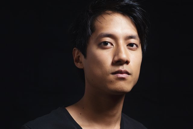Tamon Yashima hat ein großes Orchesterwerk komponiert.