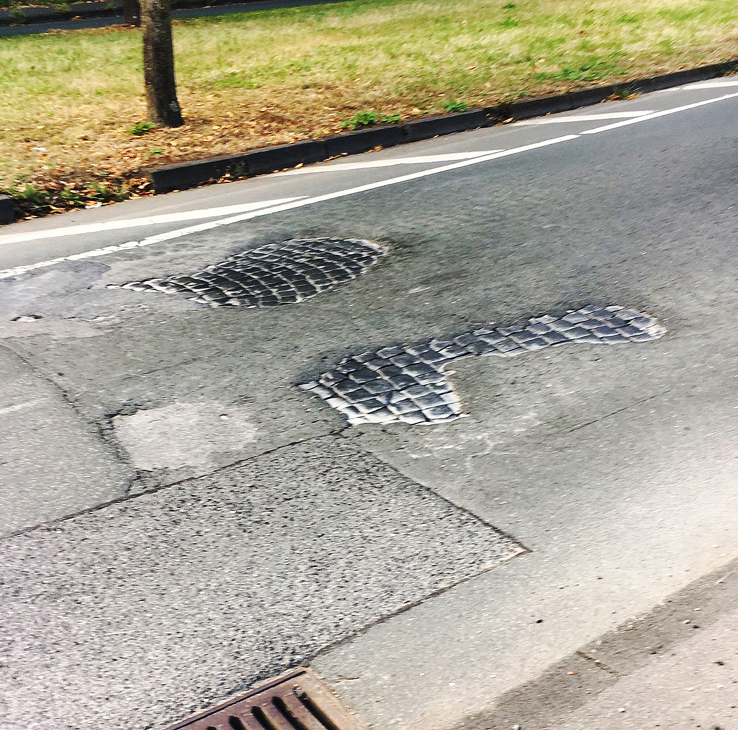 Bis zum 14. November abgeschlossen sein sollen die Arbeiten zur Behebung der Fahrbahnschäden im Bereich Bottroper-/Gilden-/Ellinghorster Straße. Mit zum Teil erheblichen Verkehrsbehinderungen muss gerechnet werden.