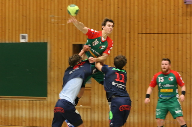 Gegen Langenfeld muss ein Sieg her. Nur so können die Überruhrer Handballer die Abstiegsränge verlassen. Foto: SG Überruhr