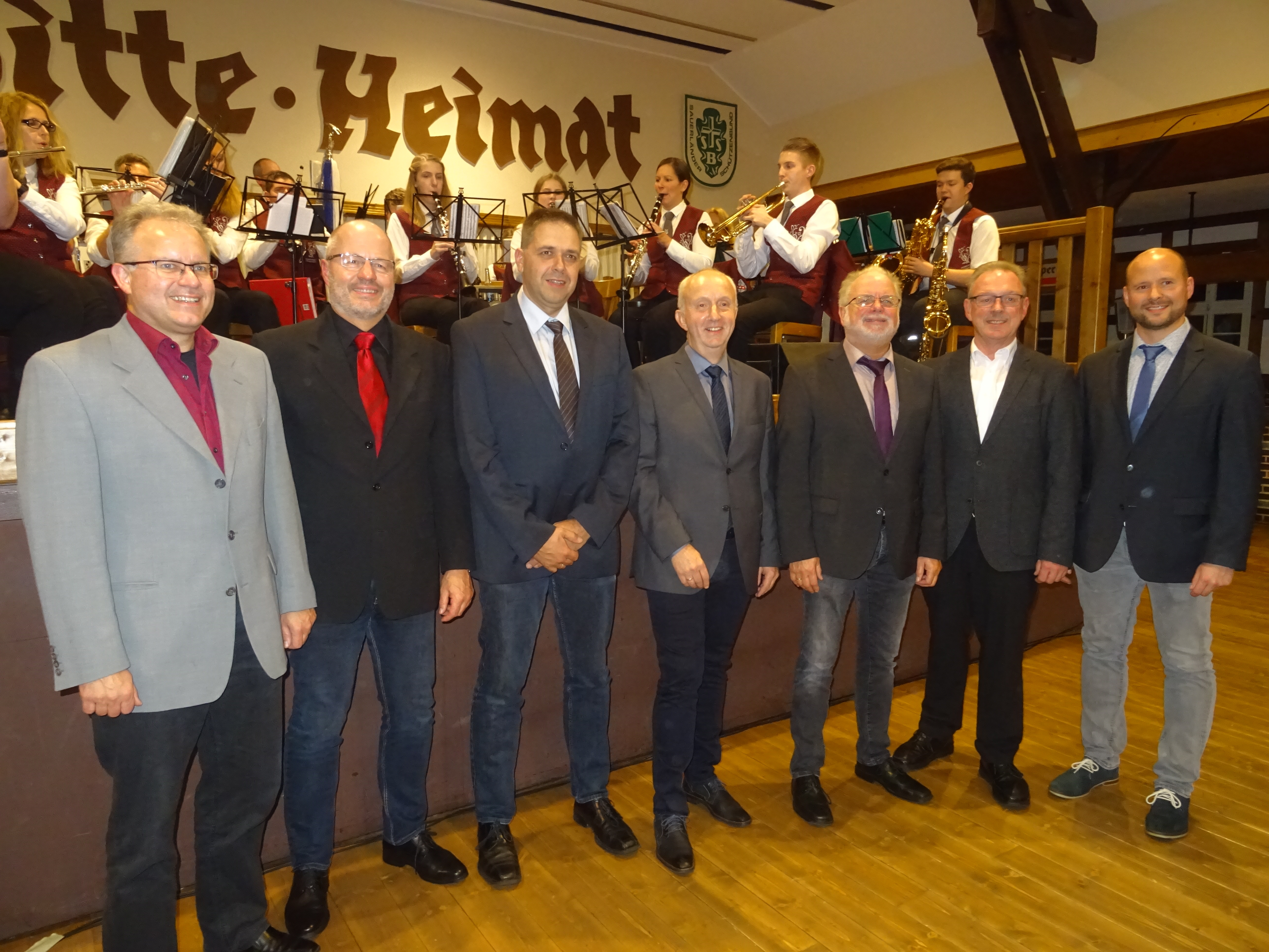 v. L. Olaf Hachmann, Thomas Röttger, Martin Brüggemann, Ferdi Geiz, Johannes Bette, Pastor Ernst Thomas und Benjamin Bräutigam