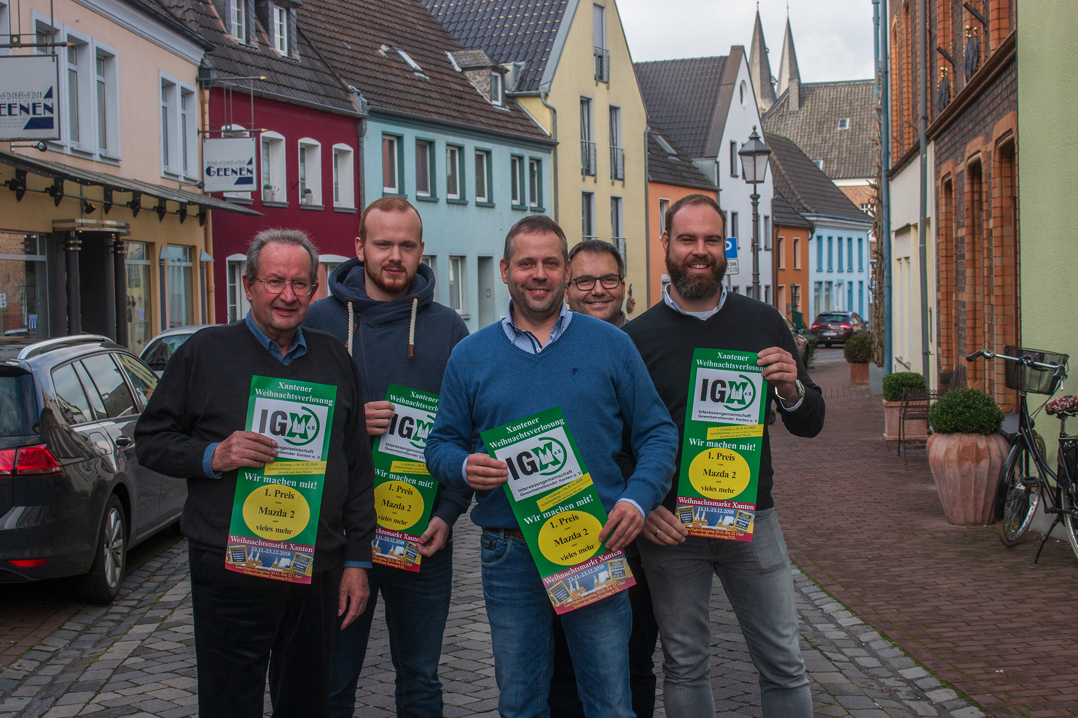 Organisieren auch den 26. Weihnachtsmarkt. von links: Manfred Albrecht, Felix Beißert, Ludger Lemken, Michael Neumaier und Eric Schnickers