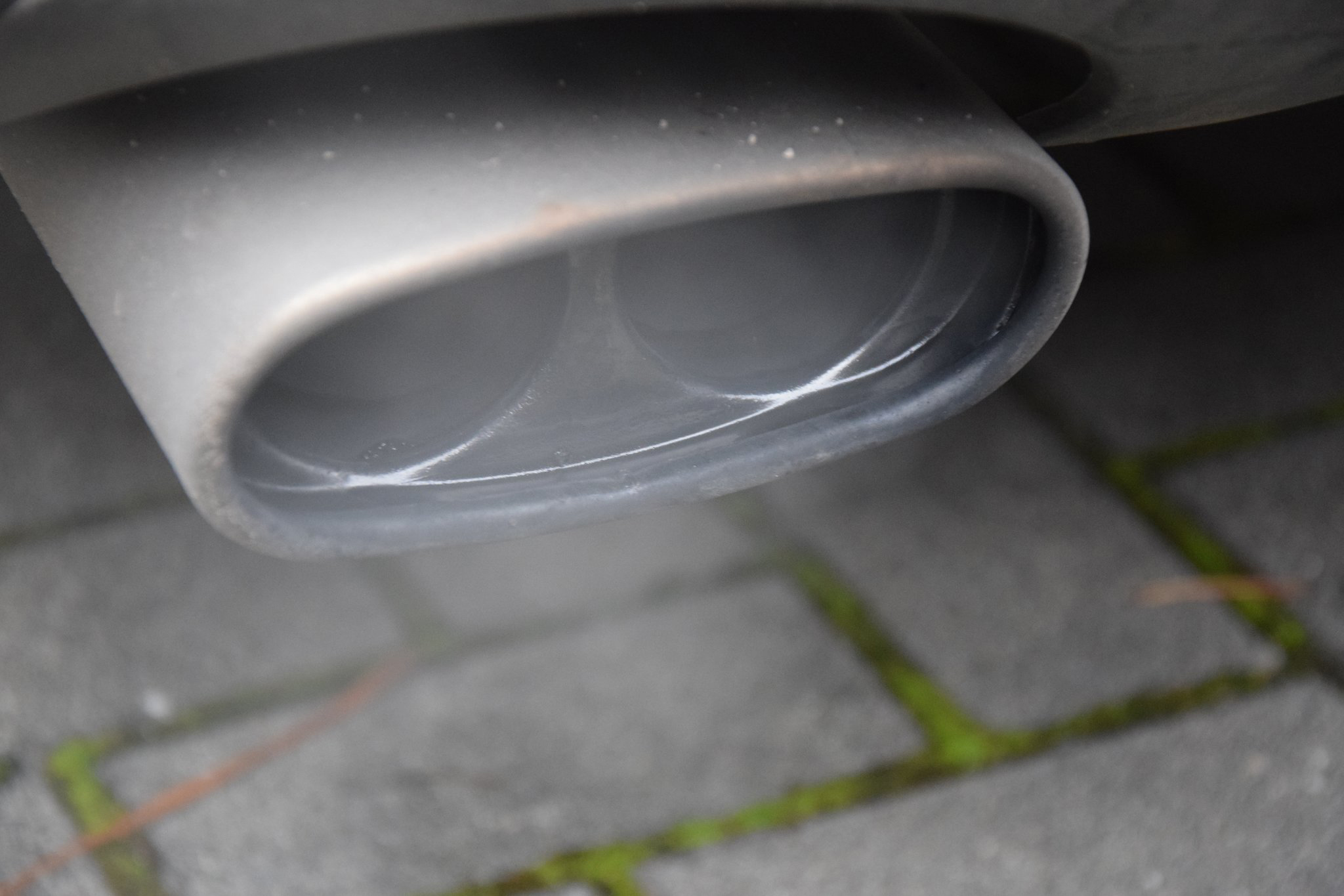 Wir müssen draußen bleiben. Nach der Entscheidung des Verwaltungsgerichts Gelsenkirchen muss die Stadt Essen in Sachen Luftreinhalteplan ordentlich nachrüsten. Vom Diesel-Fahrverbot sind 18 Stadtteile inklusive der Stadtmitte betroffen.