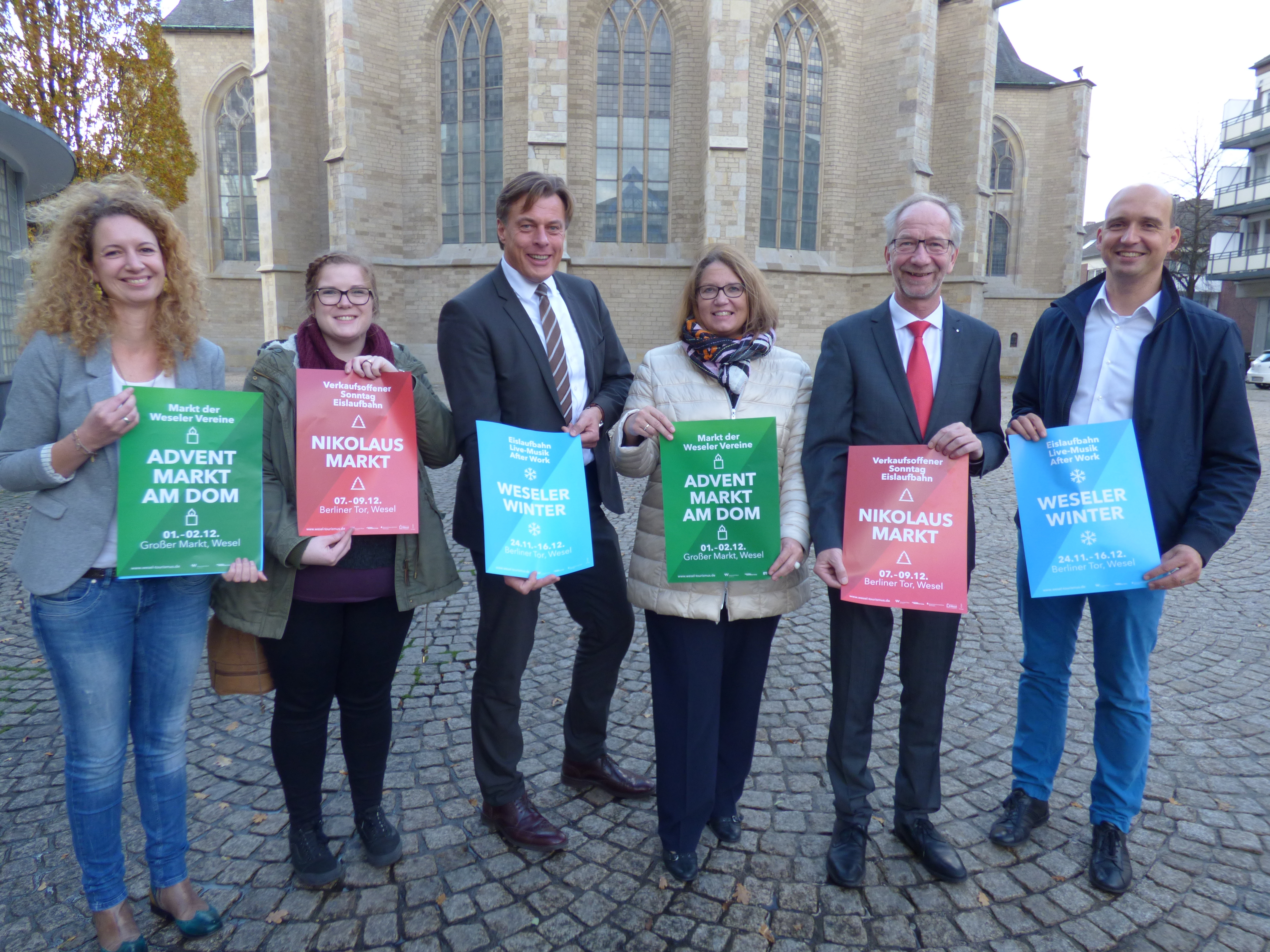 v.l.n.r.: Sonja Christ von WeselMarketing, Thea Wissen (Azubi bei Stadt Wesel), Rainer Hegmann von innogy, Bürgermeisterin Ulrike Westkamp, Reinhard Hoffacker von Nispa, Thomas Brocker von WeselMarketing,