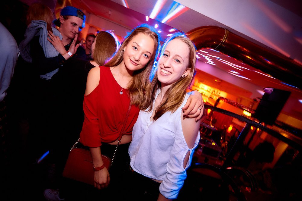 Bei Boente findet wieder eine 90er Party statt.