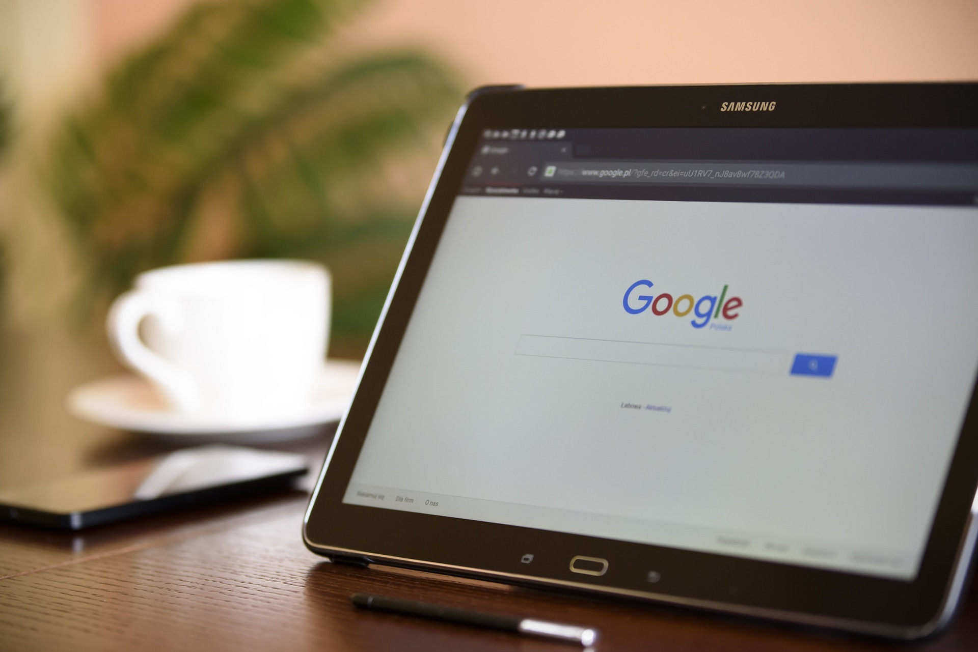 Die VHS bietet einen Kurs für diejenigen, die Smartphones und Tablets mit dem Betriebssystem Android haben und dabei noch gerne weitere Fragen beantwortet haben möchten.