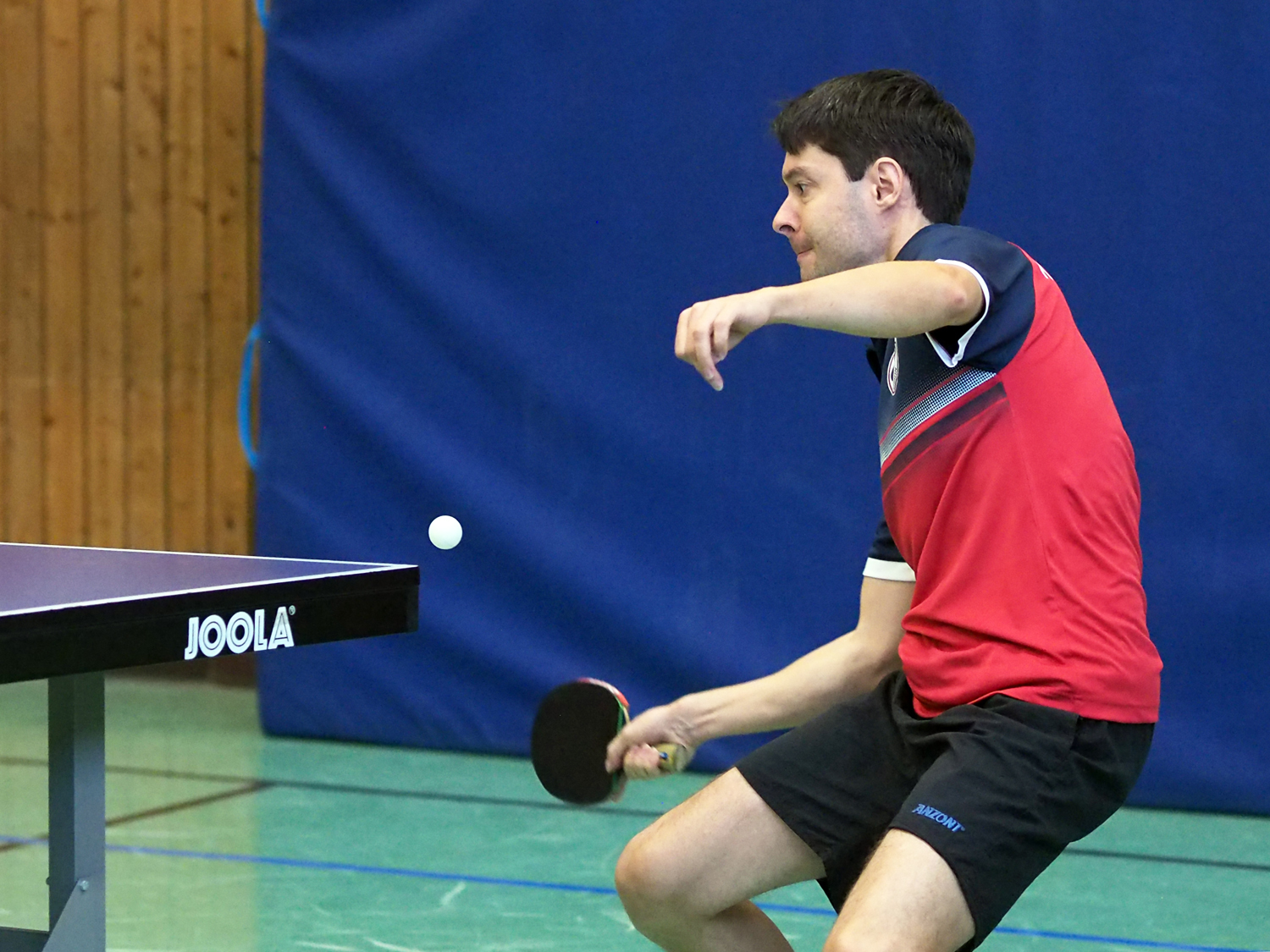 Er blieb im gesamten Match gegen TTC Werden II unbesiegt;: Robert Vollmer.
