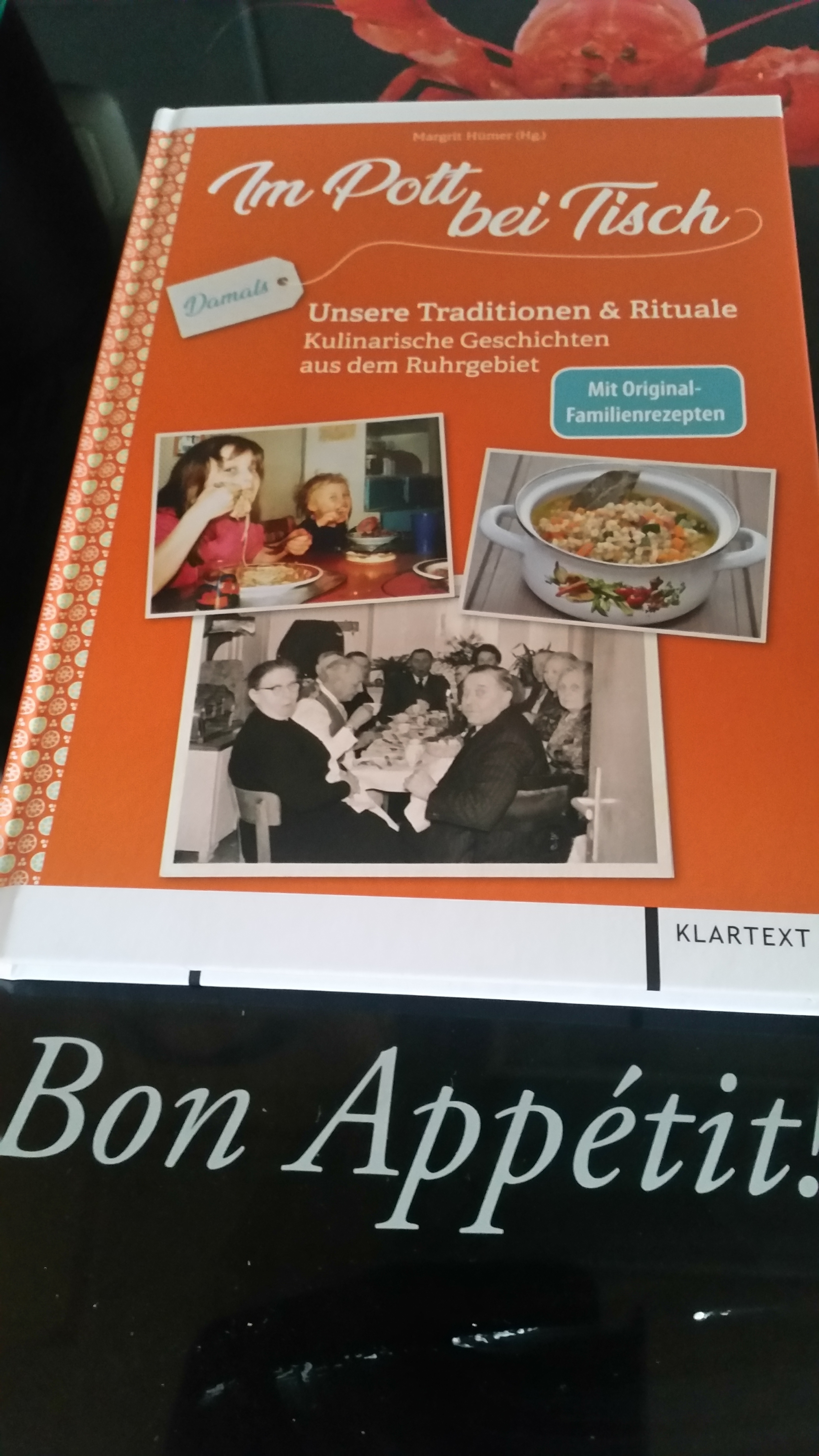 Klar, treffe ich in diesem Buch auch Sabine Hegemann.