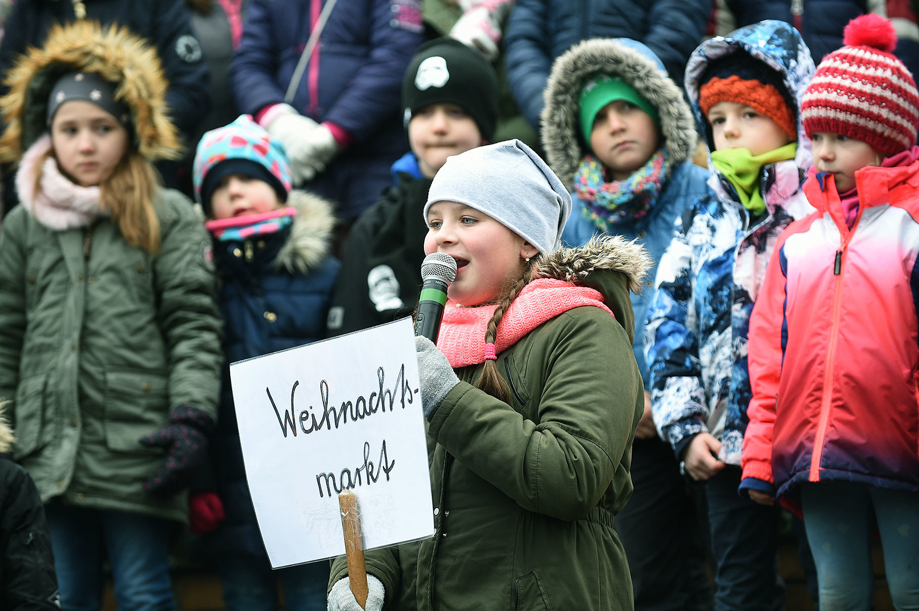 Auch in diesem Jahr bestreiten verschiedenste Akteure aus Borbecker Schulen, Vereinen und Einrichtungen das Bühnenprogramm zum Weihnachts-Markttag.
