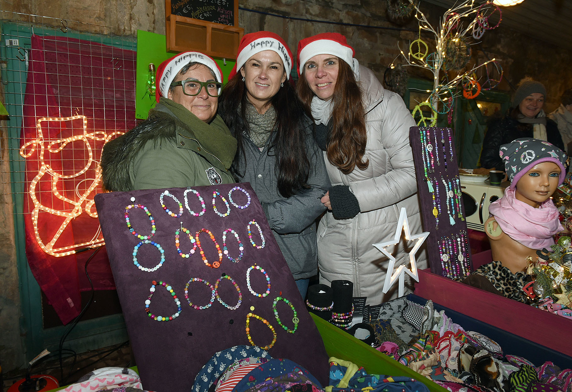 Auf der Margarethenhöhe werden für den ersten Adventssonntag die Stände auf dem Kleinen Markt aufgebaut, wie auf unserem Foto vom Vorjahr.