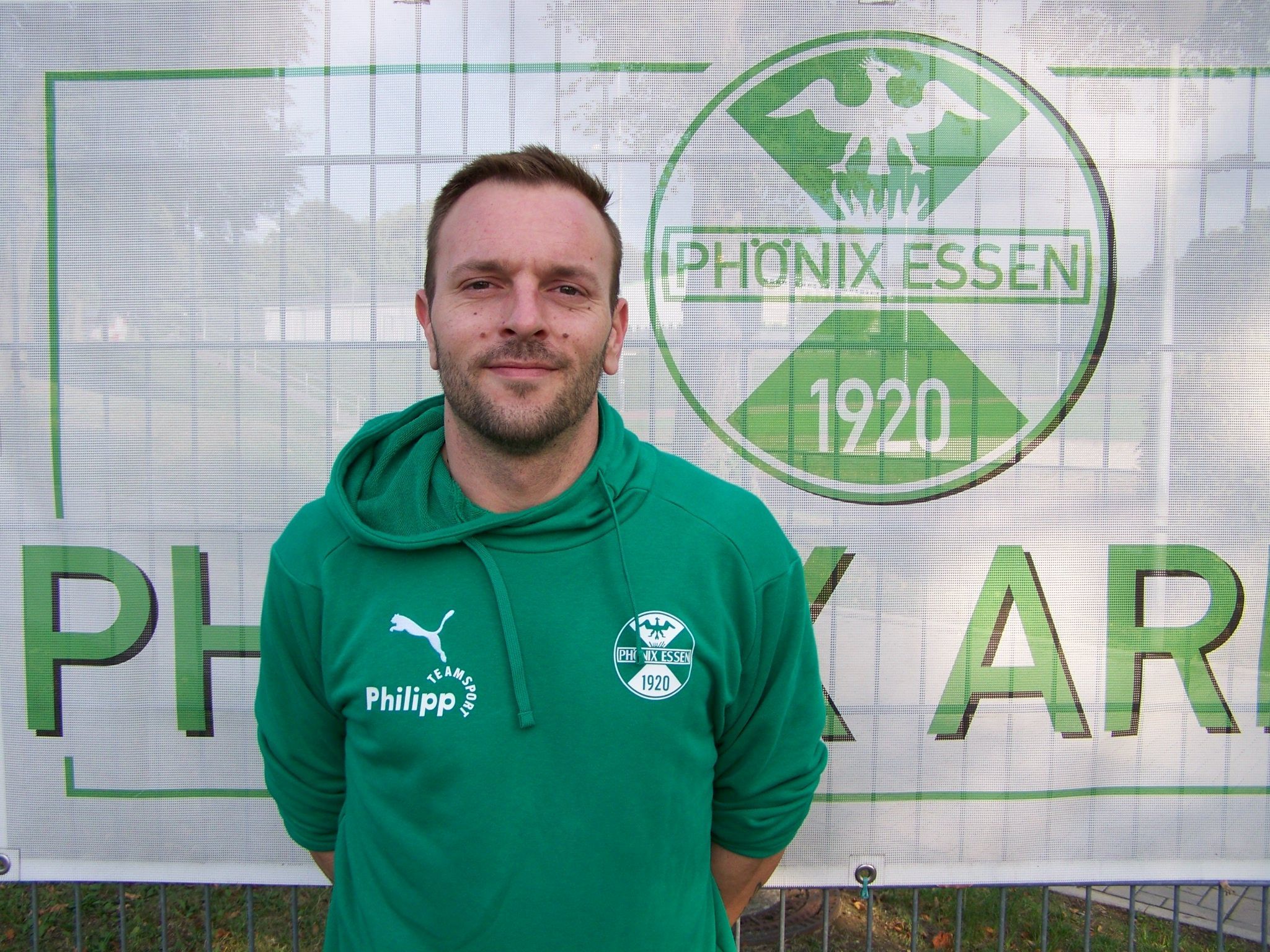 SC Phönix Essen, Marcel Stenzel, Trainer der C1 Mannschaft von SC Phönix Essen, 30 Jahre alt, seit 5 Jahren bei Phönix, 2 Kinder, Hobbies: Familie und Kochen