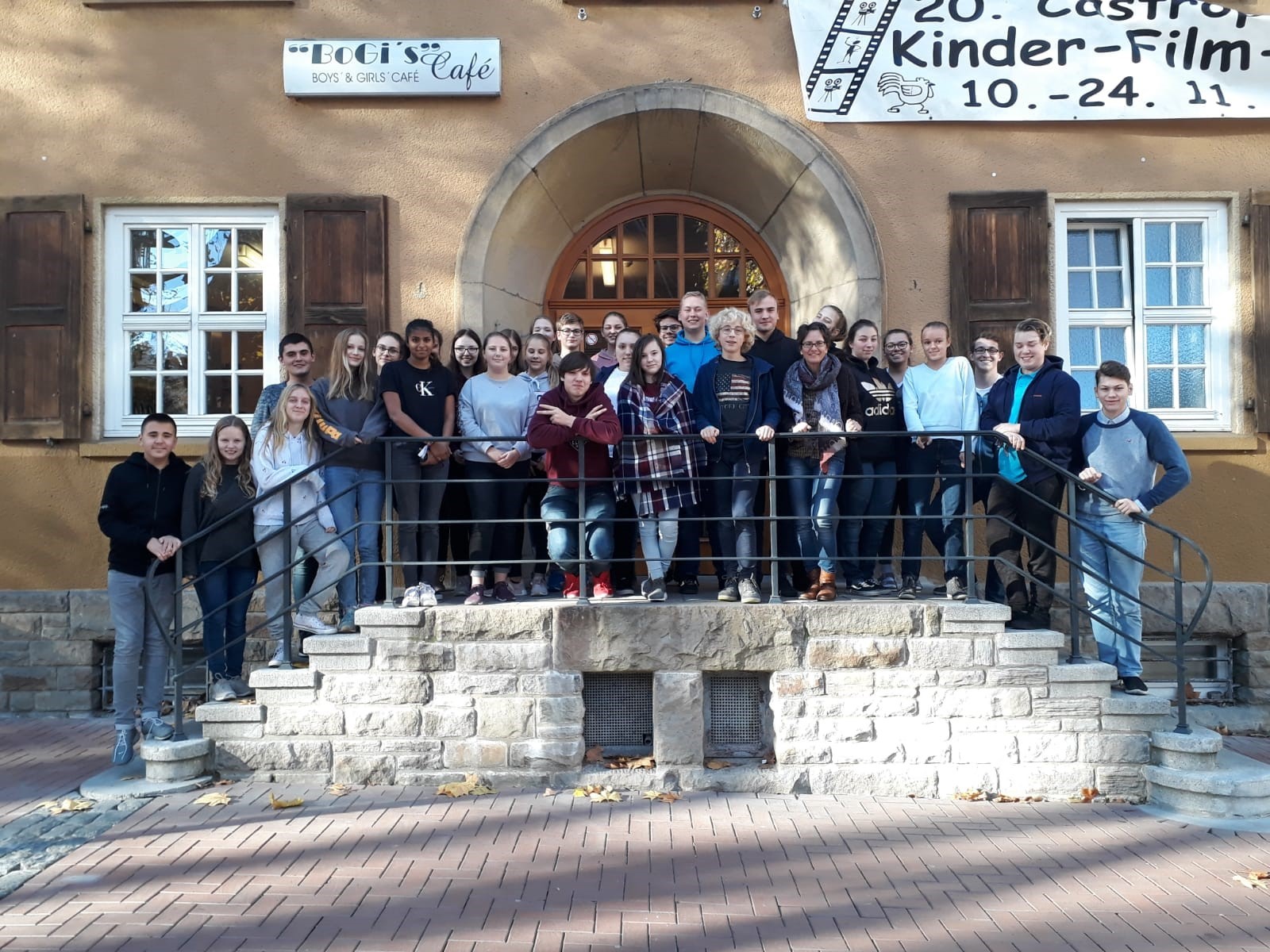 Gleich sieben Mitglieder des Dorstener Jugendgremiums konnten am Planspiel der Friedrich-Ebert-Stiftung in Castrop-Rauxel teilnehmen.