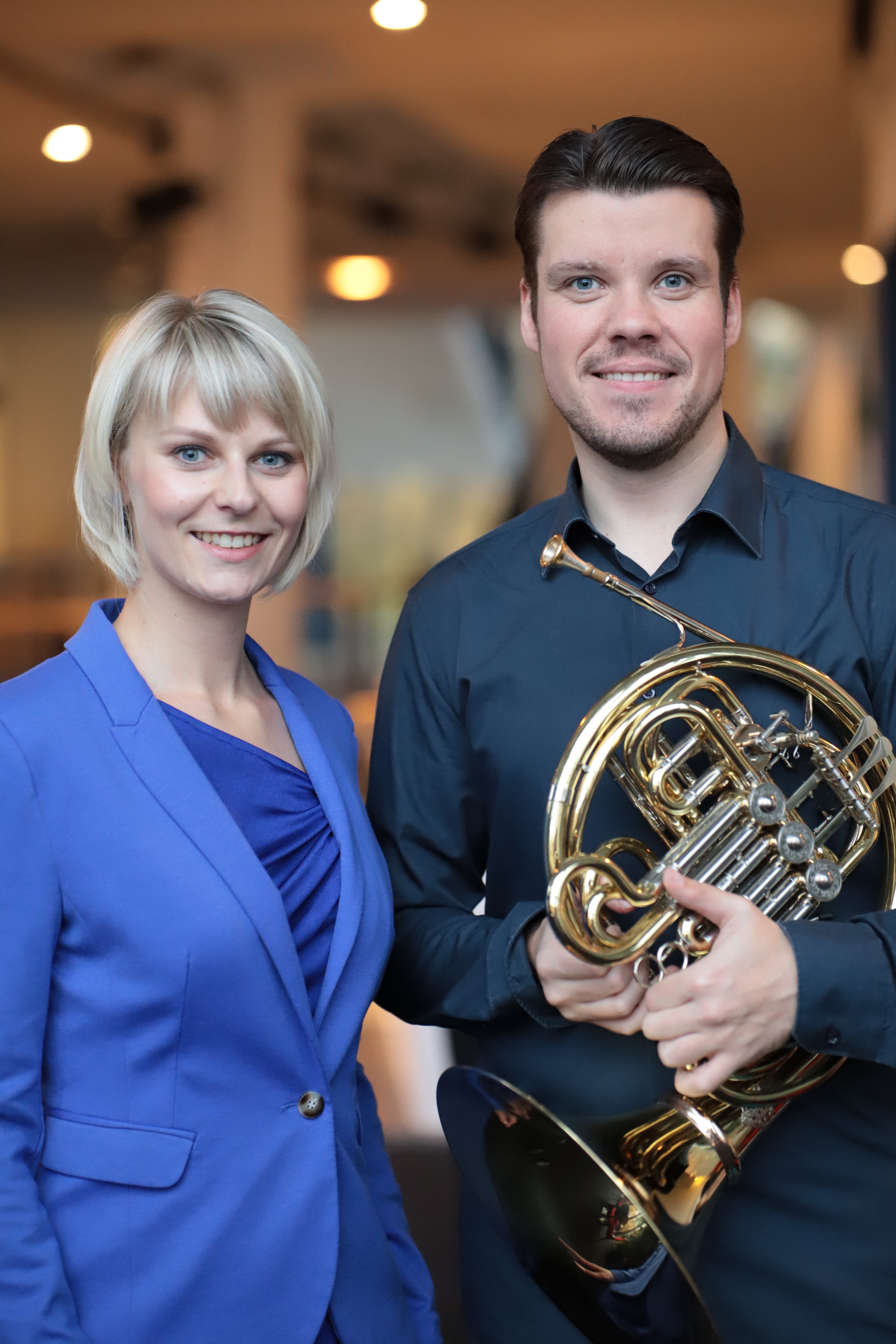Jessica Fründ (Sopran) und Marius Meisterjahn (Horn) präsentieren sich beim Konzert am 9. Dezember im Kloster Brunnen.