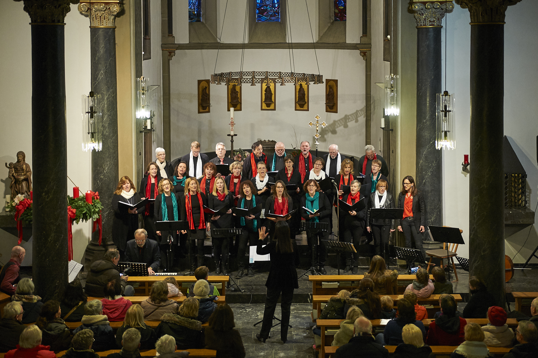 Der Gospelchor tritt am 1. Dezember um 16 Uhr in der Kirche St. Agnes auf Graf-Engelbert-Straße auf.