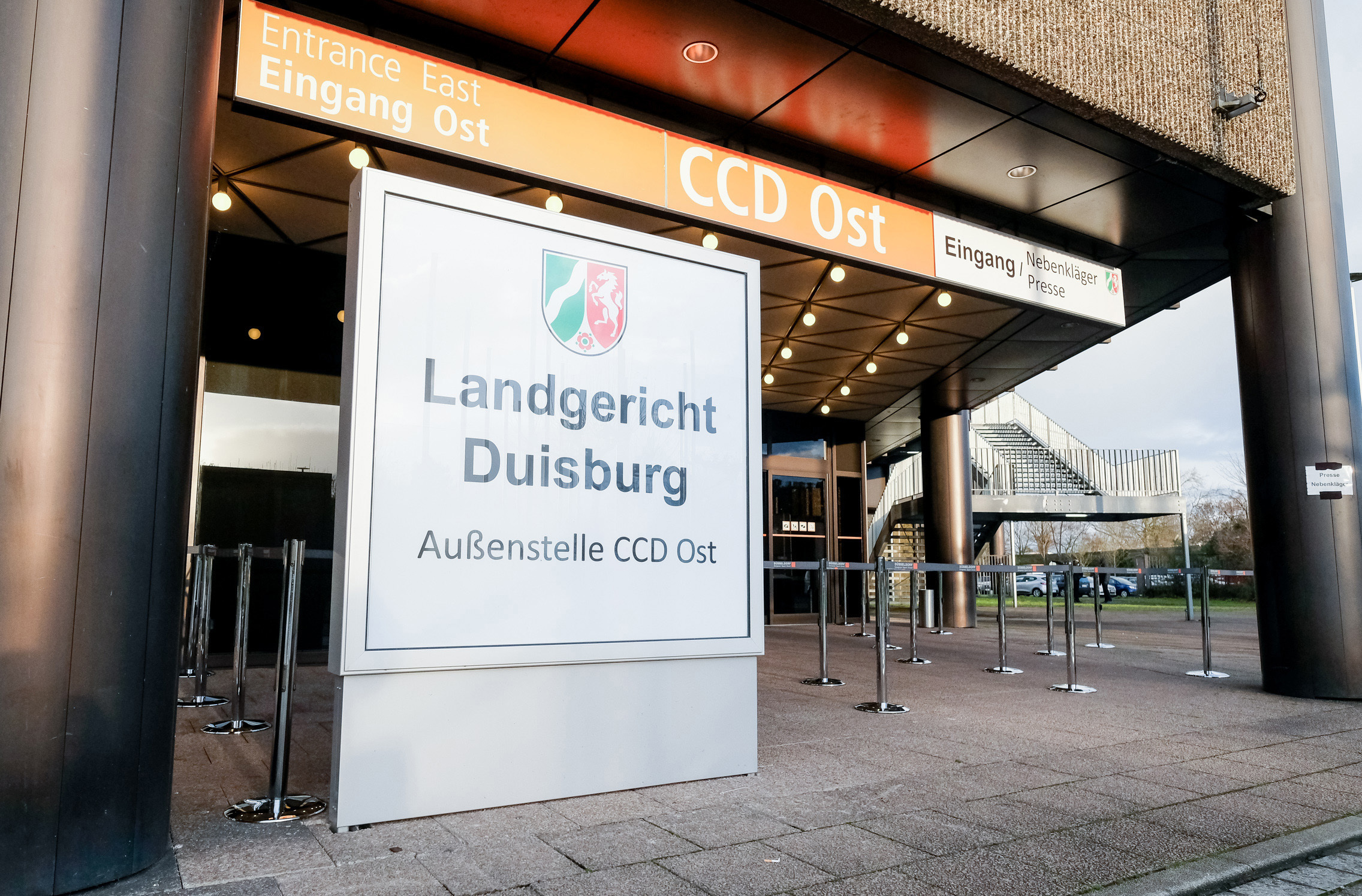 Das Congress Center Ost der Messe Düsseldorf ist aus Platzgründen offizielle Außenstelle des Landgerichts Duisburg. Hier findet seit dem 8. Dezember 2017 vor der 6. Großen Strafkammer des Landgerichts Duisburg der Loveparade-Strafprozess statt.
