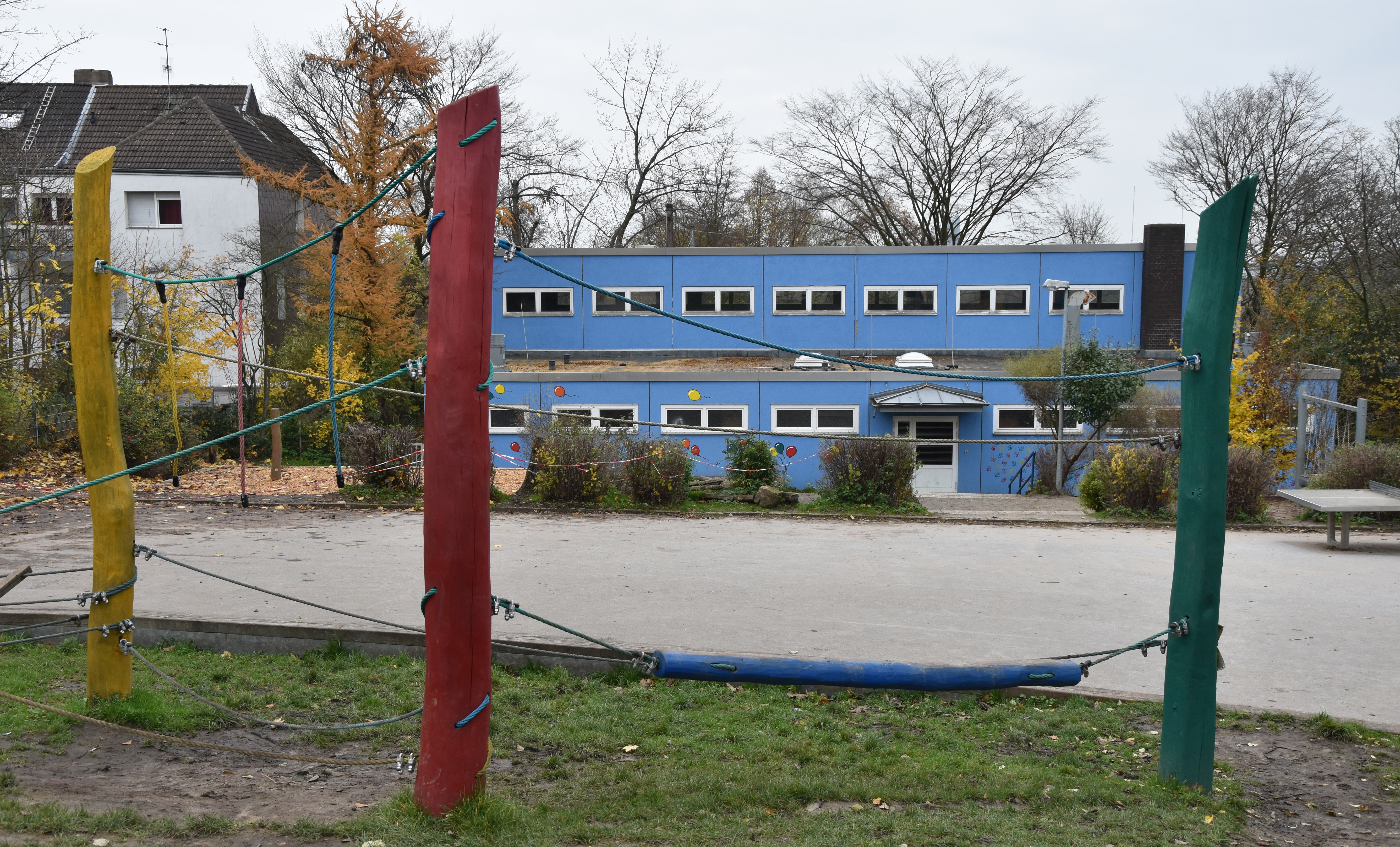 Hoffnung für die Stiftsschule. Wie die örtliche CDU berichtet, soll die Turnhalle an der Rellinghauser Einrichtung jetzt saniert werden.