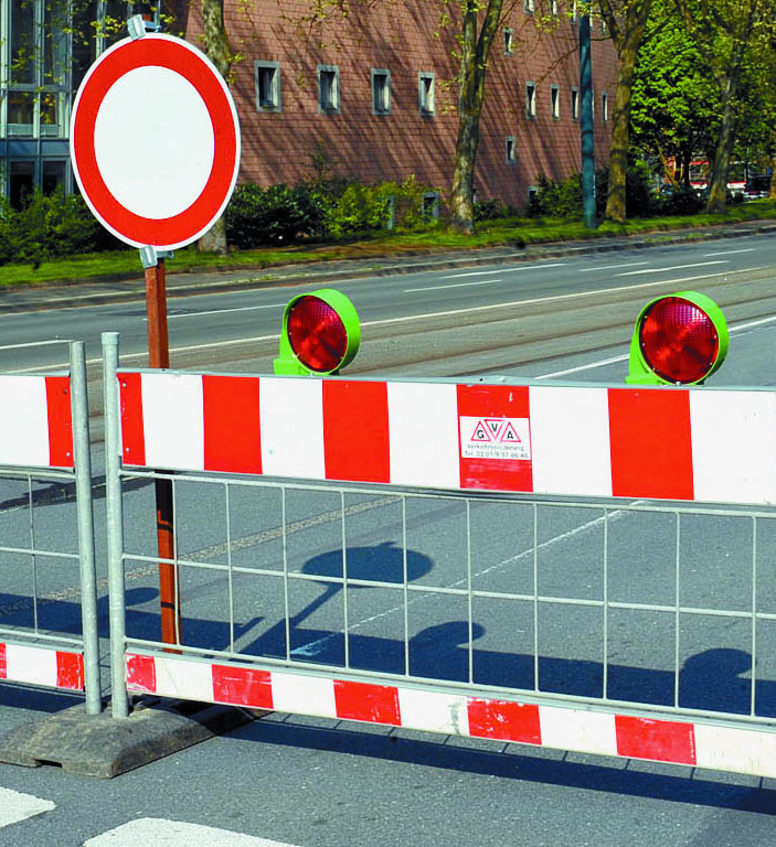 Wenn Straßen von Grund auf saniert werden, kann das für Anlieger teuer werden.