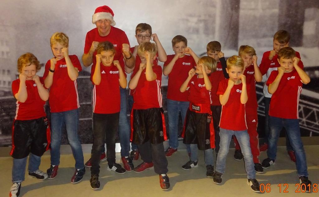 In Grundstellung: die Rot-Weiß Box-Kids