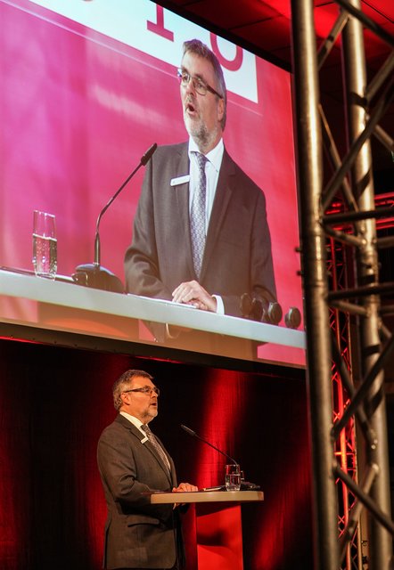 Helmut Schiffer, Vorstandschef der Sparkasse Essen. | Foto: Michael Gohl