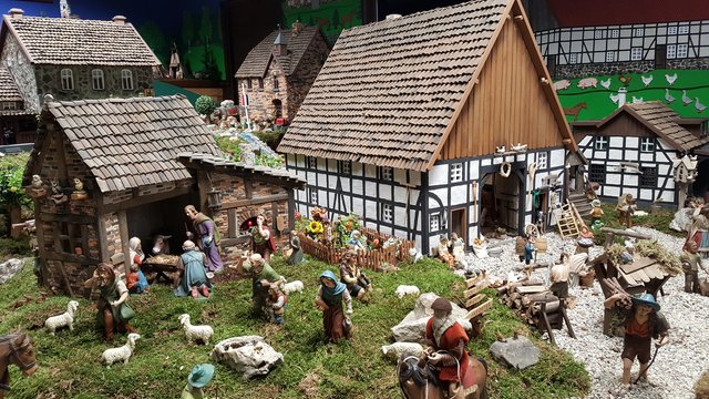 Die Detailtreue, der Umfang und die Ausmaße der Krippenlandschaft beeindrucken! Foto: Privat