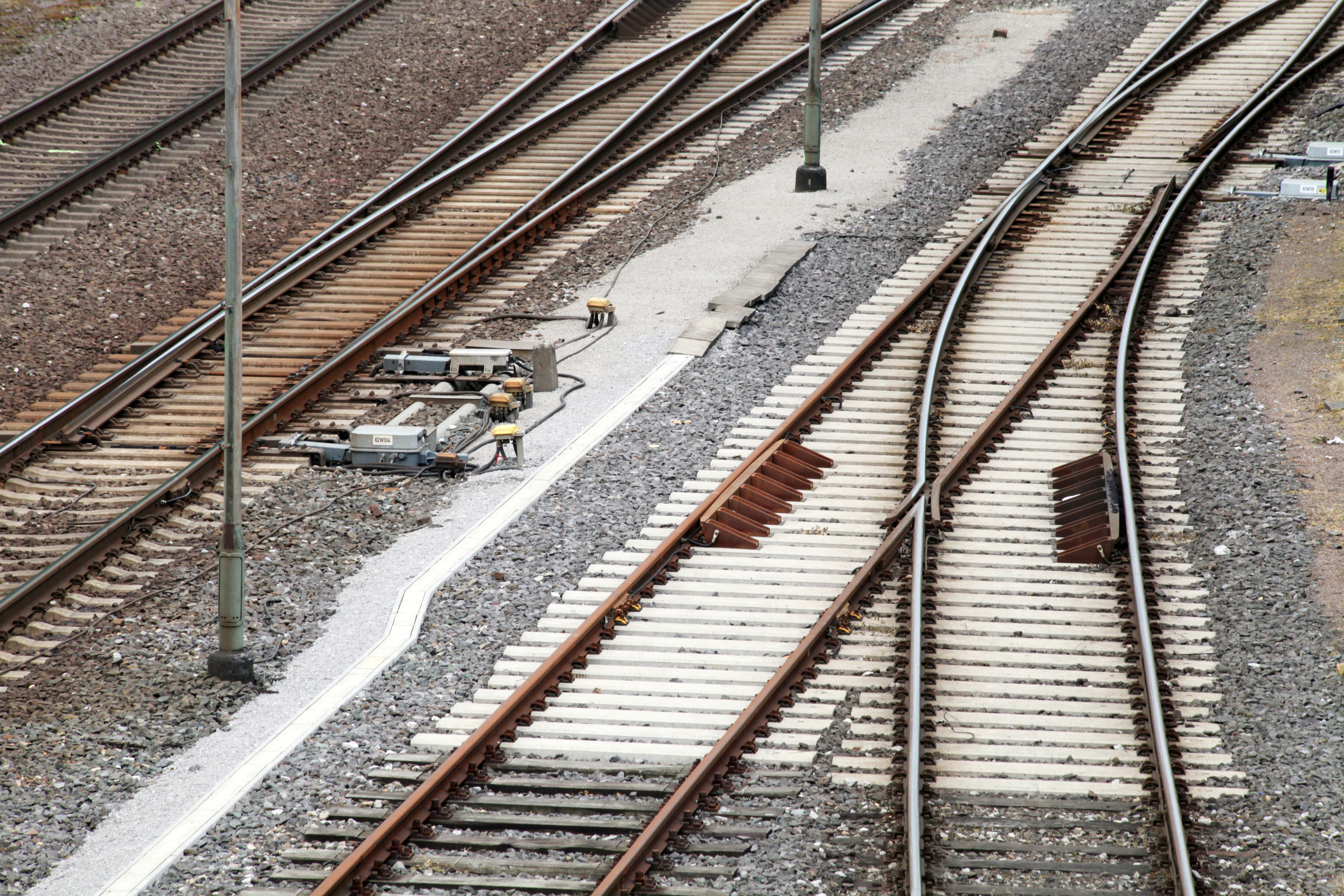 Eine Störung zwischen den Stellwerken Lünen und Dortmund-Derne sorgt für Ausfälle im Bahnverkehr.