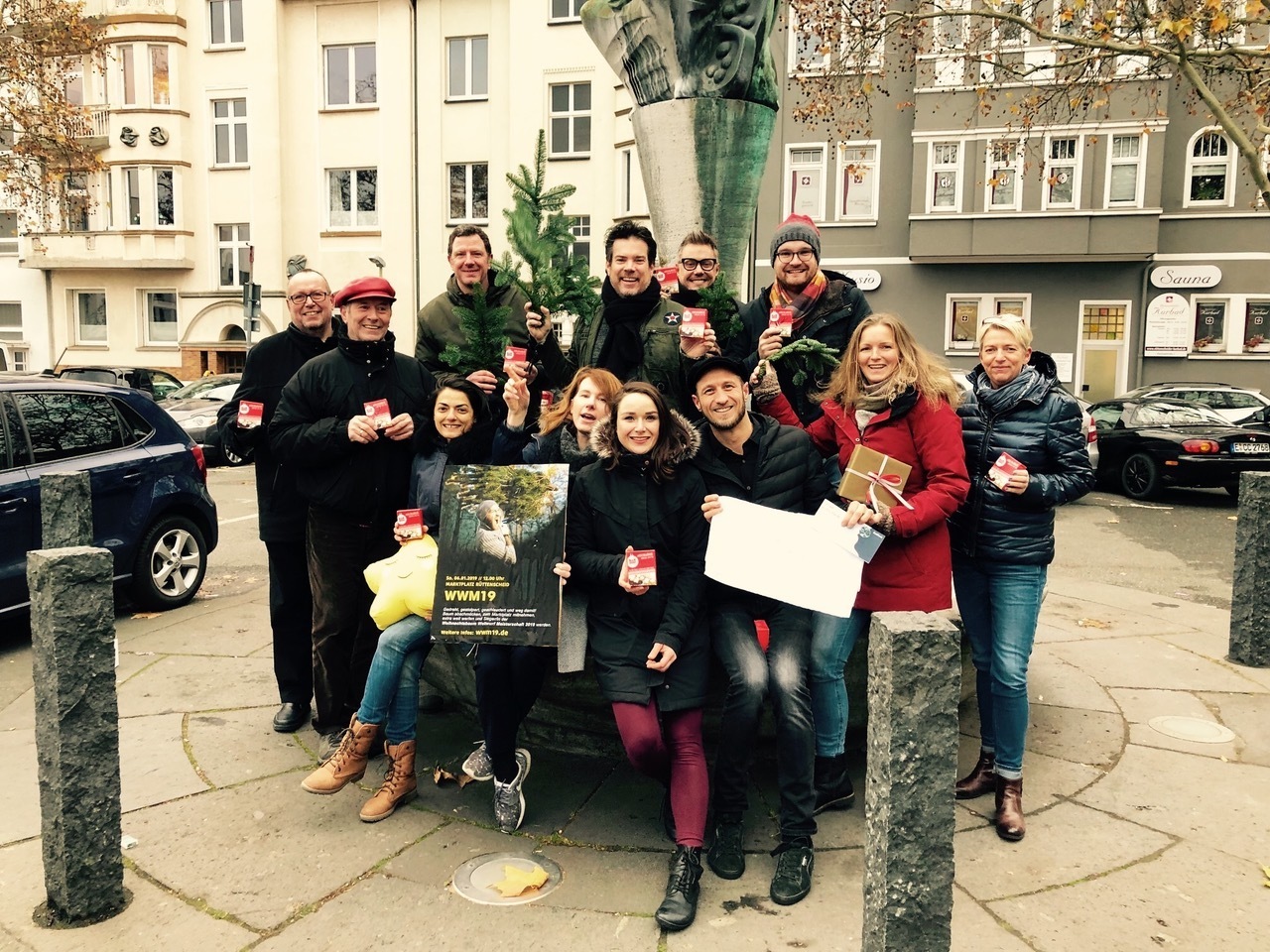 Den Zusammenhalt im Stadtteil stärken: Die Erlöse der Weihnachtsbaum Weitwurf Meisterschaft 2019 kommen den Essener Chancen zugute.