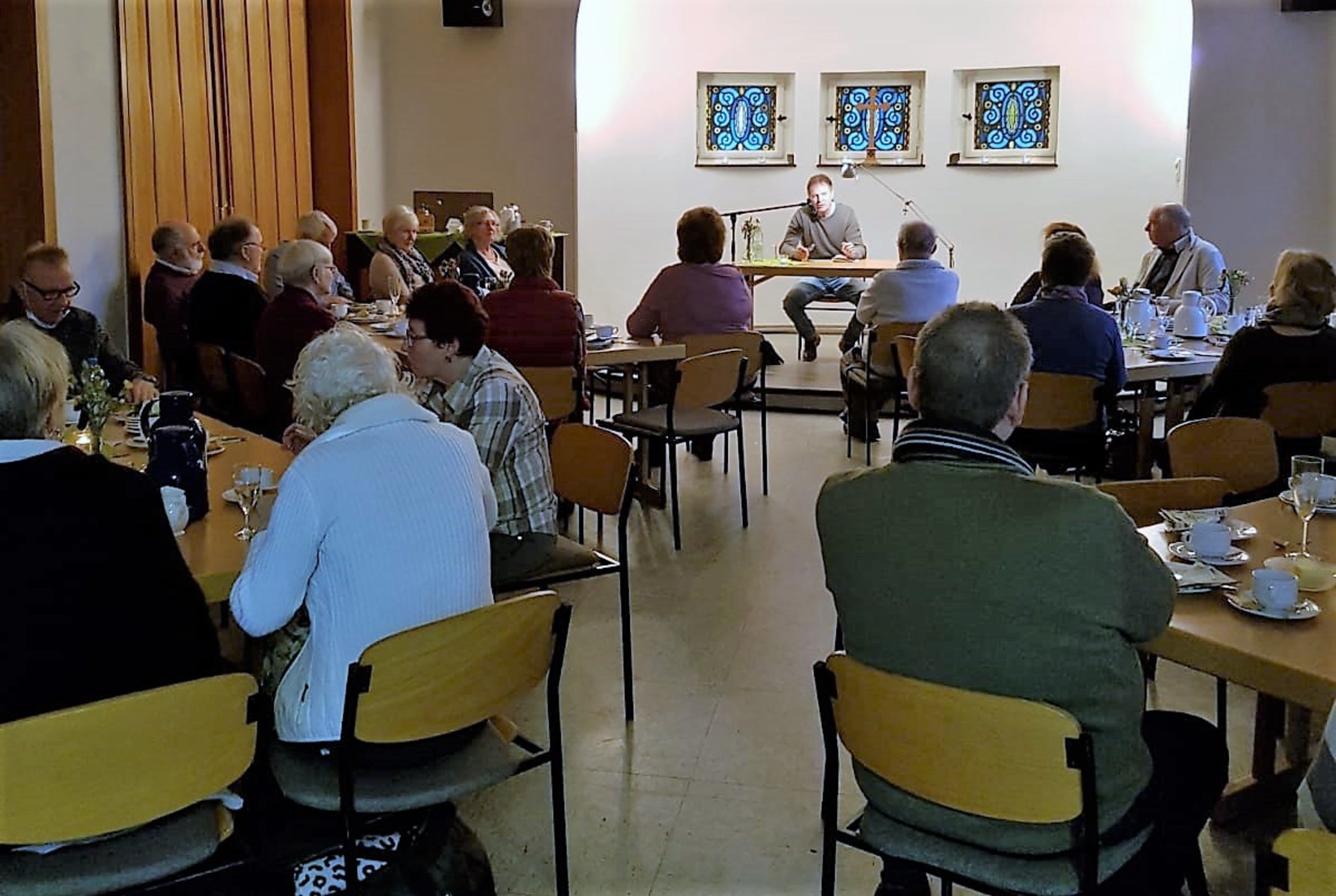 Autorenlesung im ev. Gemeindehaus DuisburgGroßenbaum Dieter Ebels